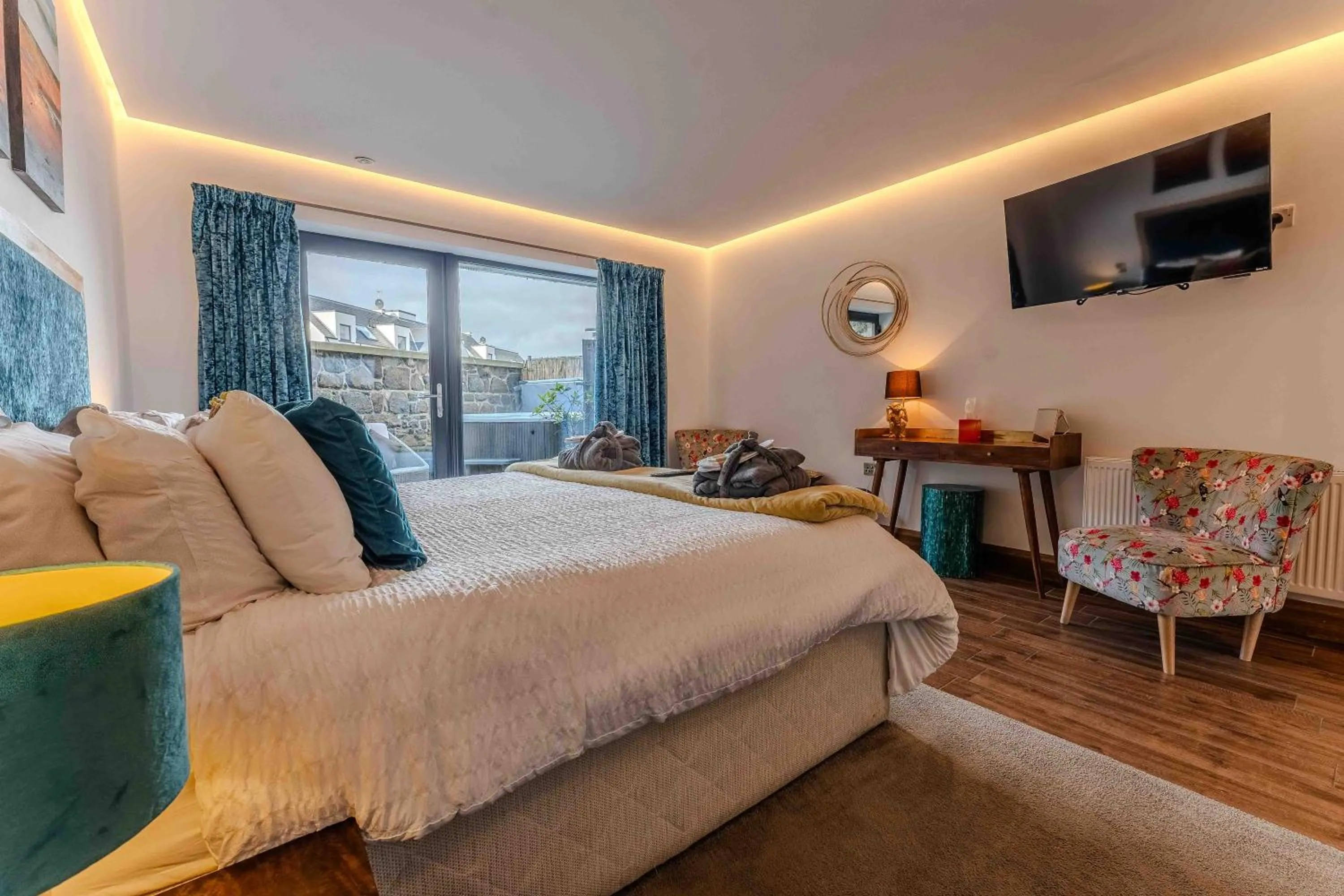 Bed in Antrim House Guest Rooms & Suites