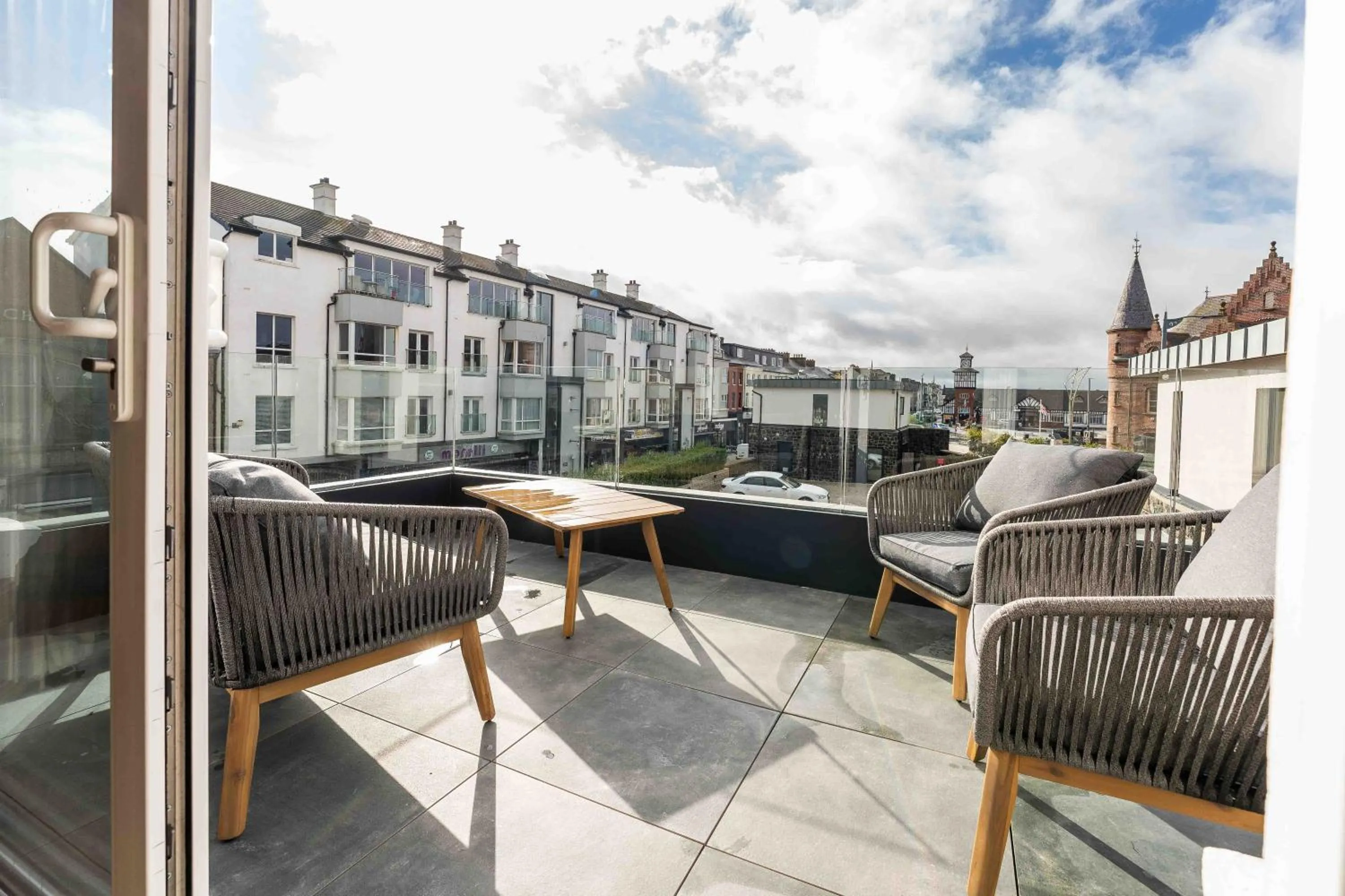 Antrim House Guest Rooms & Suites