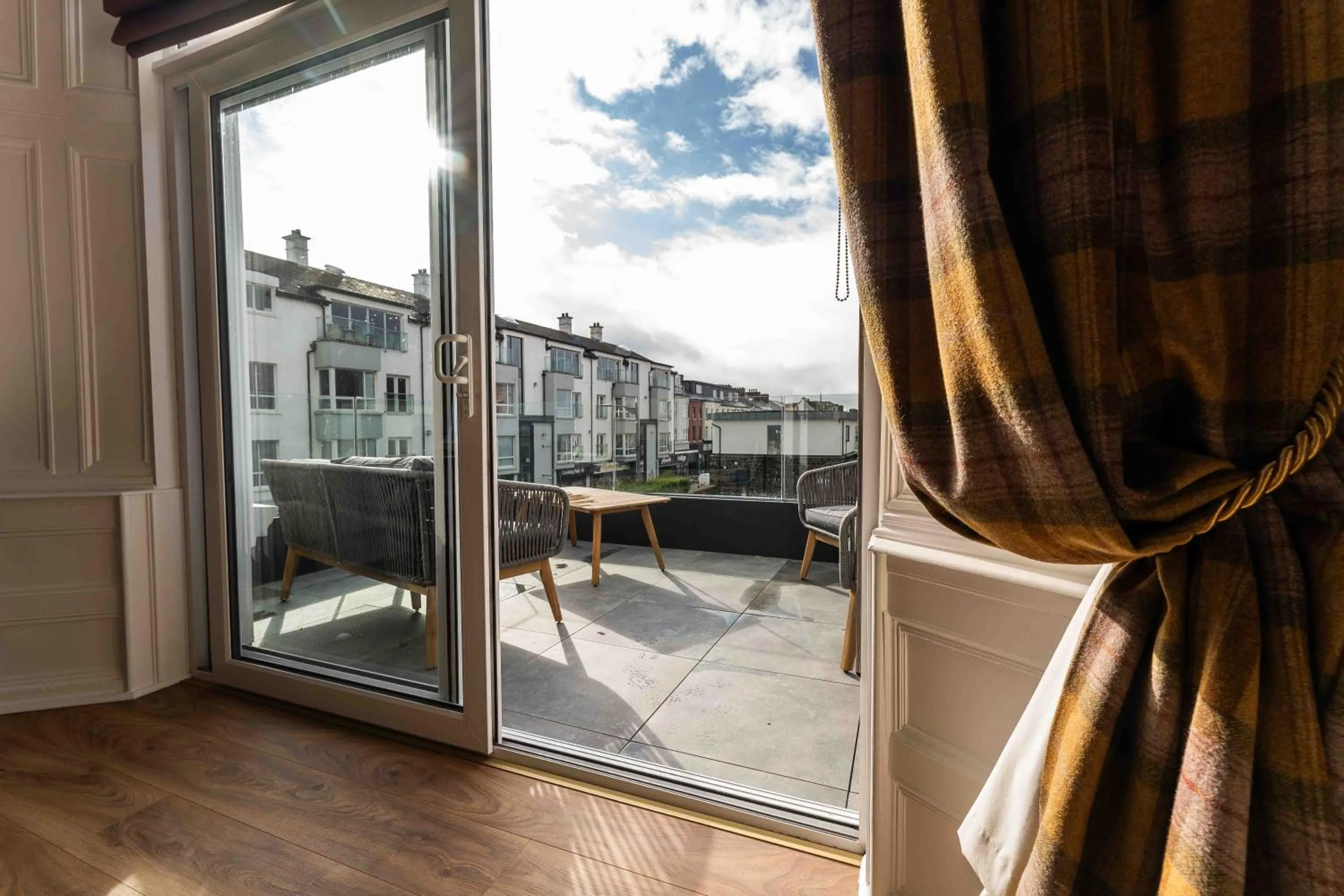 Antrim House Guest Rooms & Suites