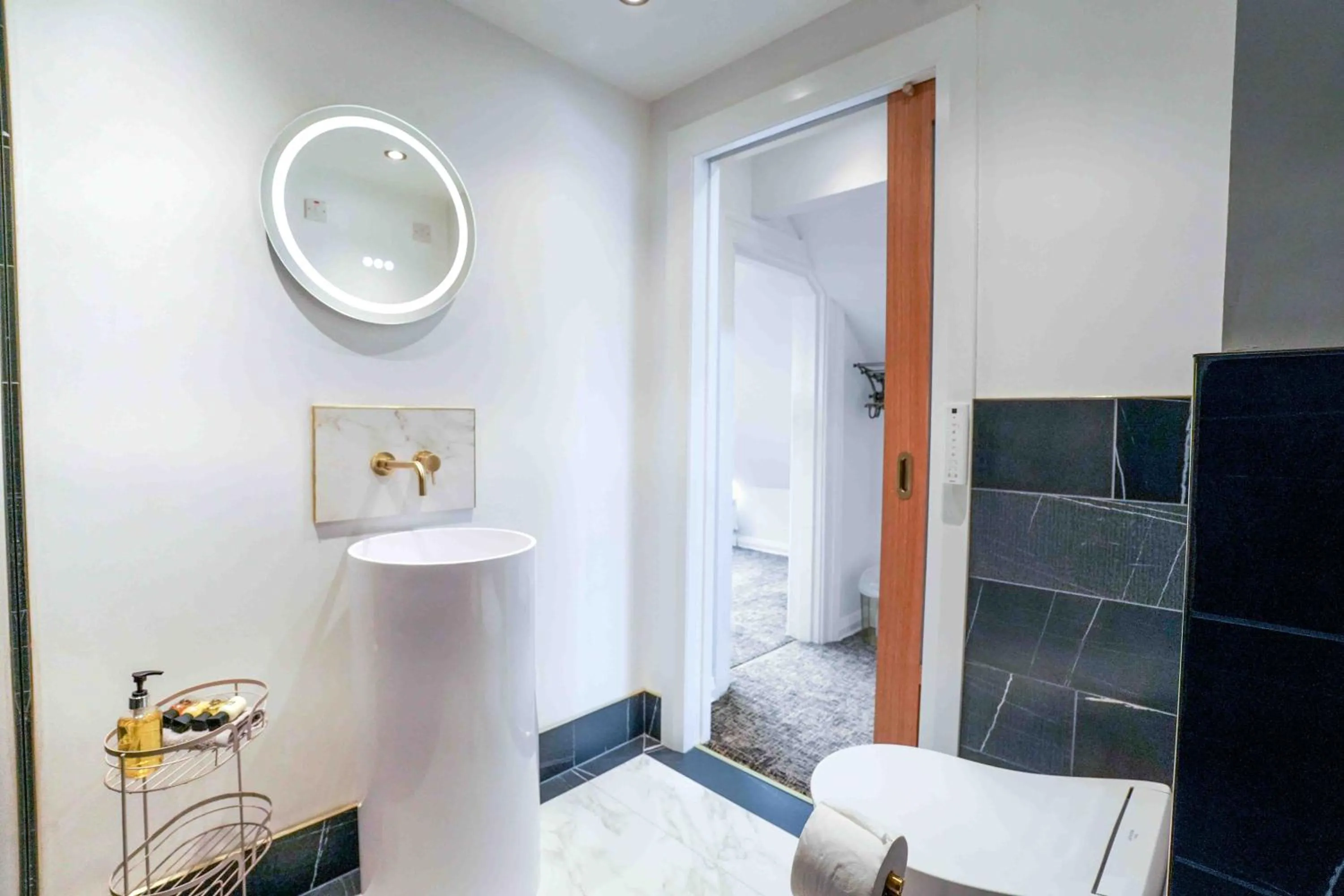 Antrim House Guest Rooms & Suites