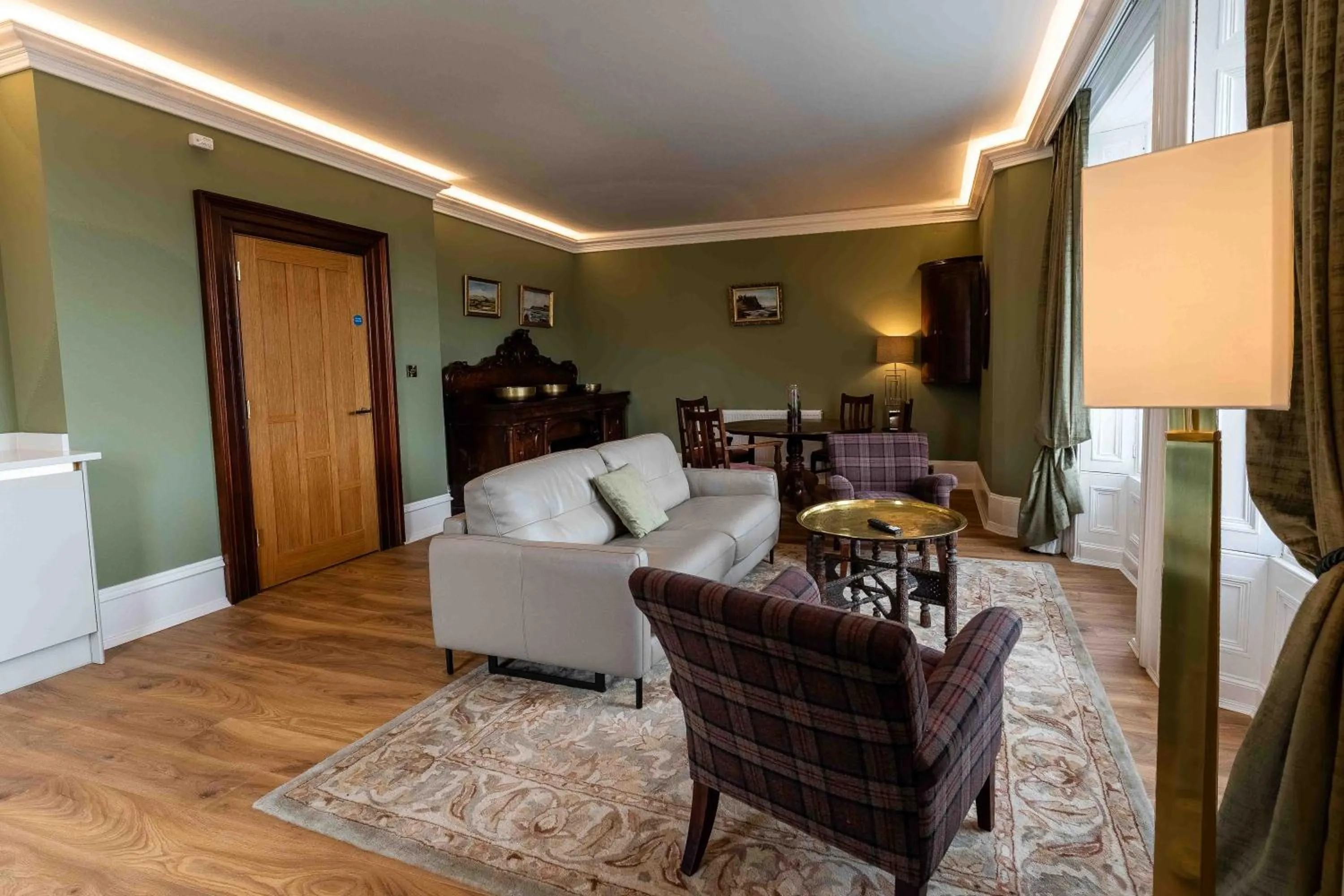 Antrim House Guest Rooms & Suites
