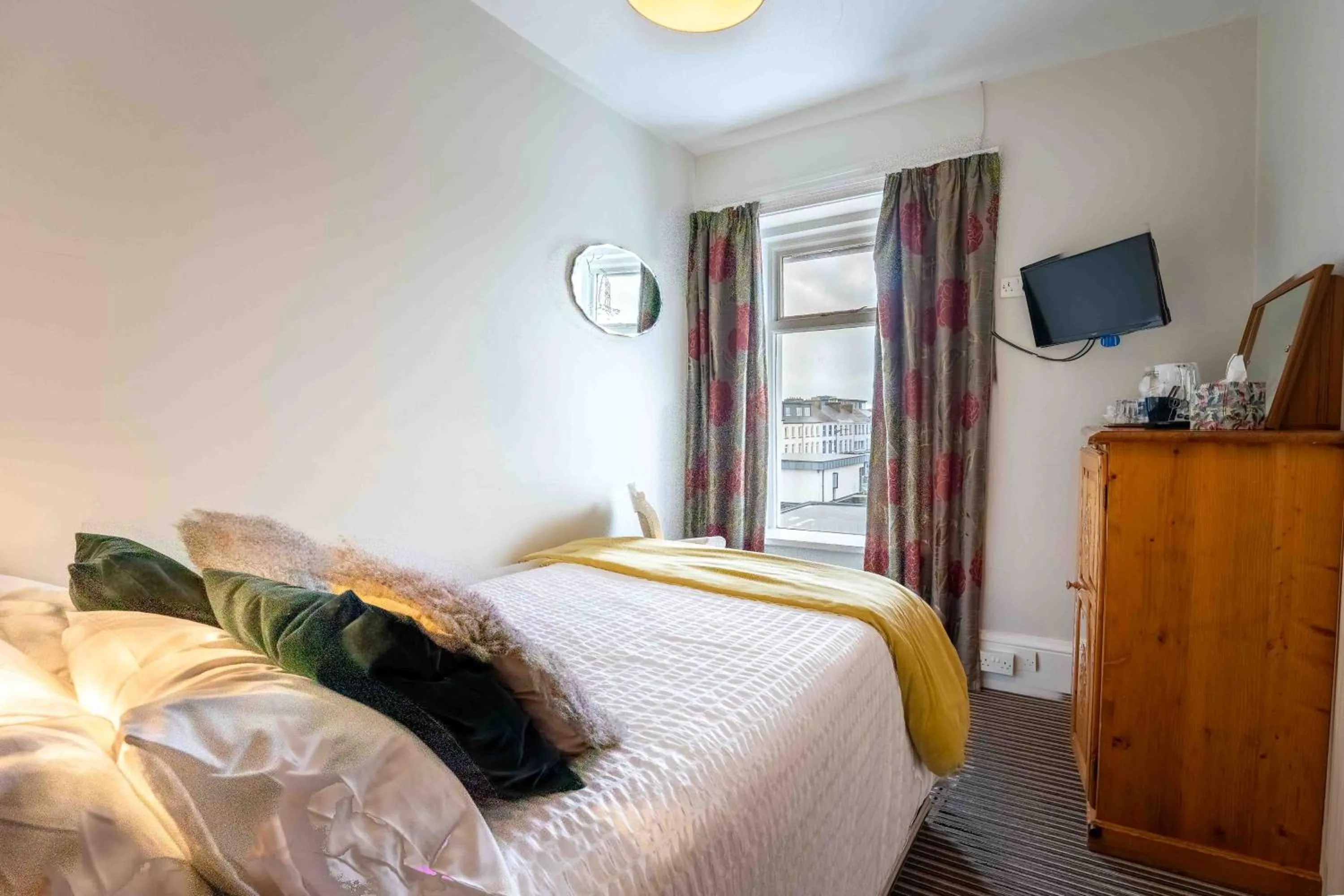 Bed in Antrim House Guest Rooms & Suites