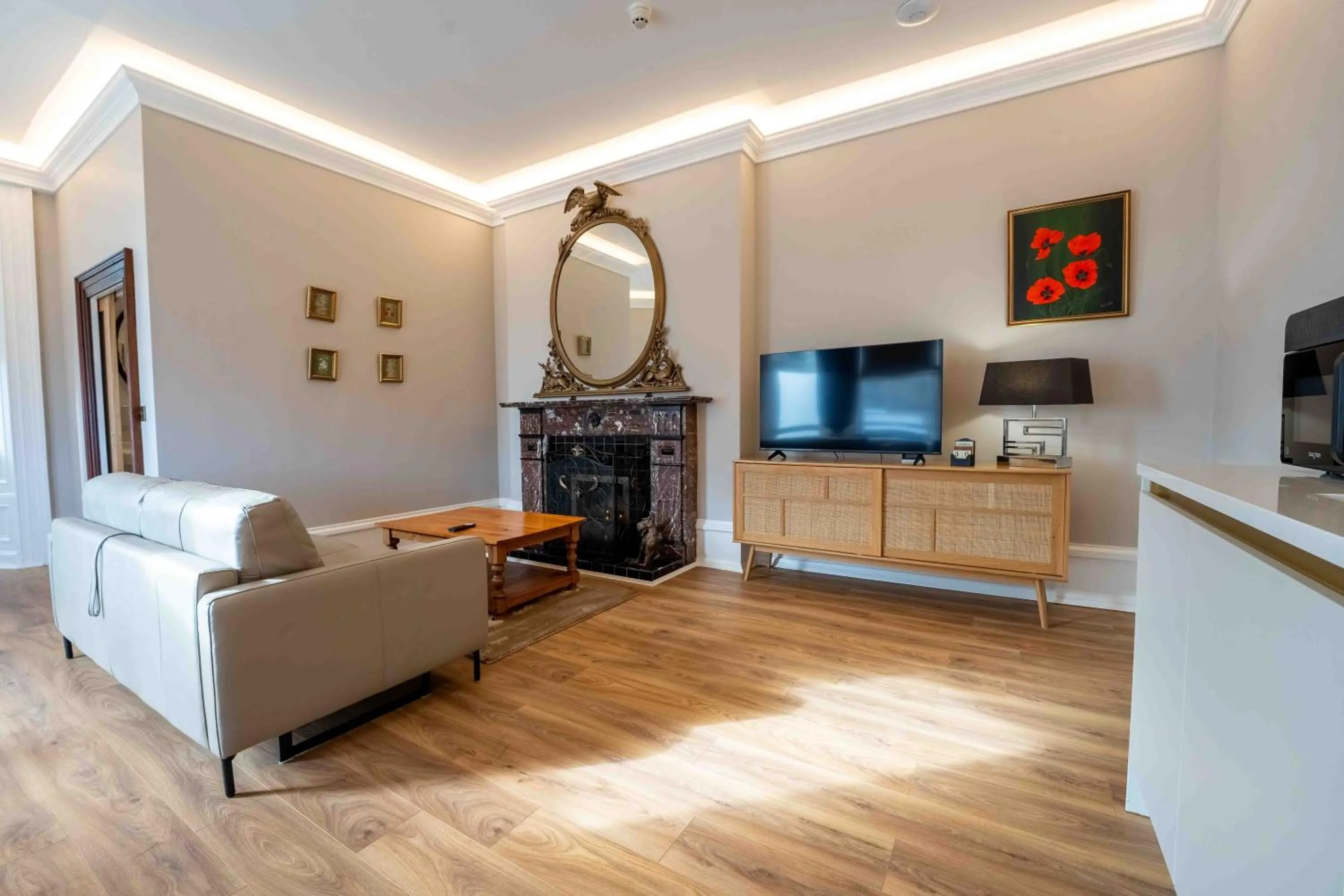 Antrim House Guest Rooms & Suites