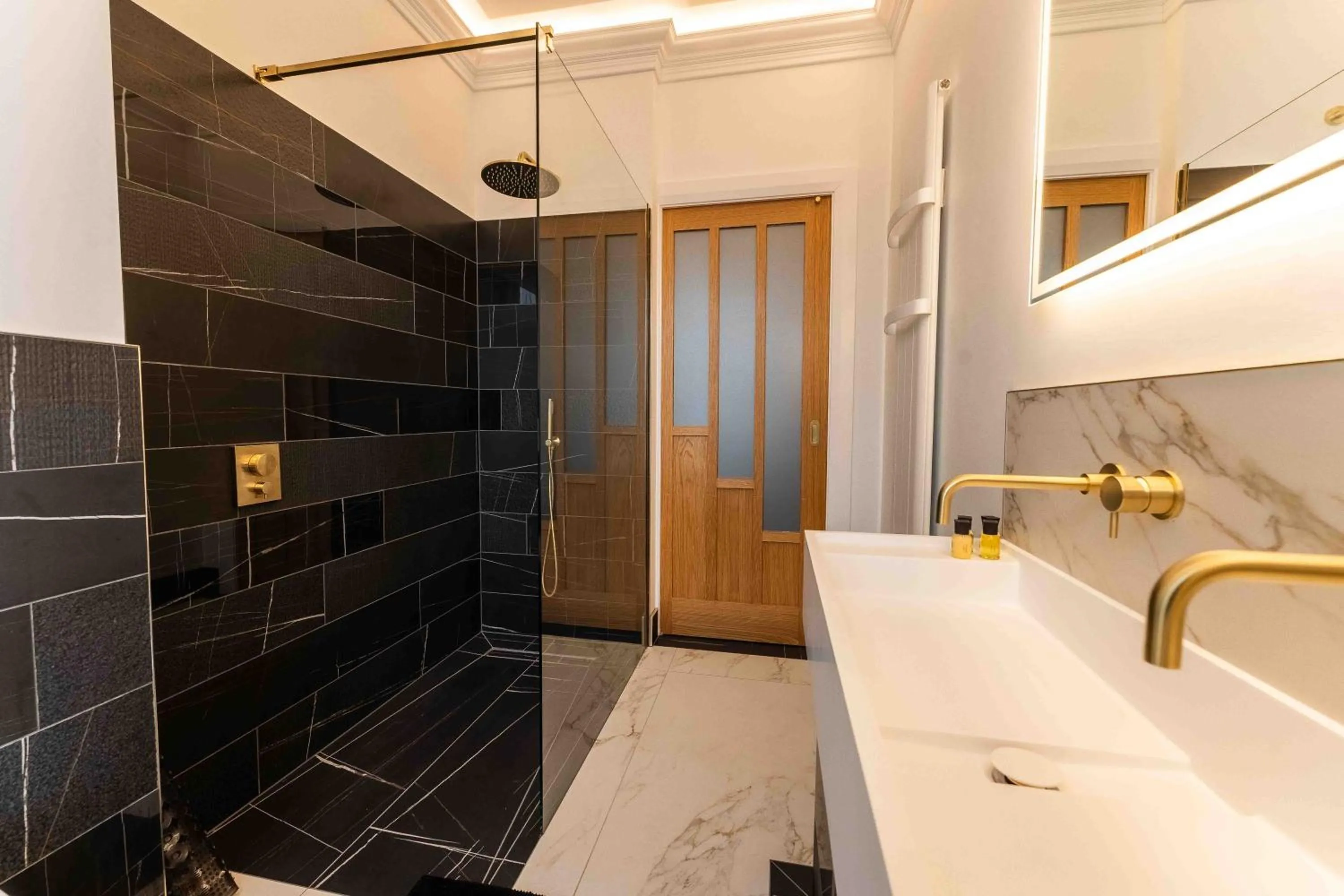 Antrim House Guest Rooms & Suites