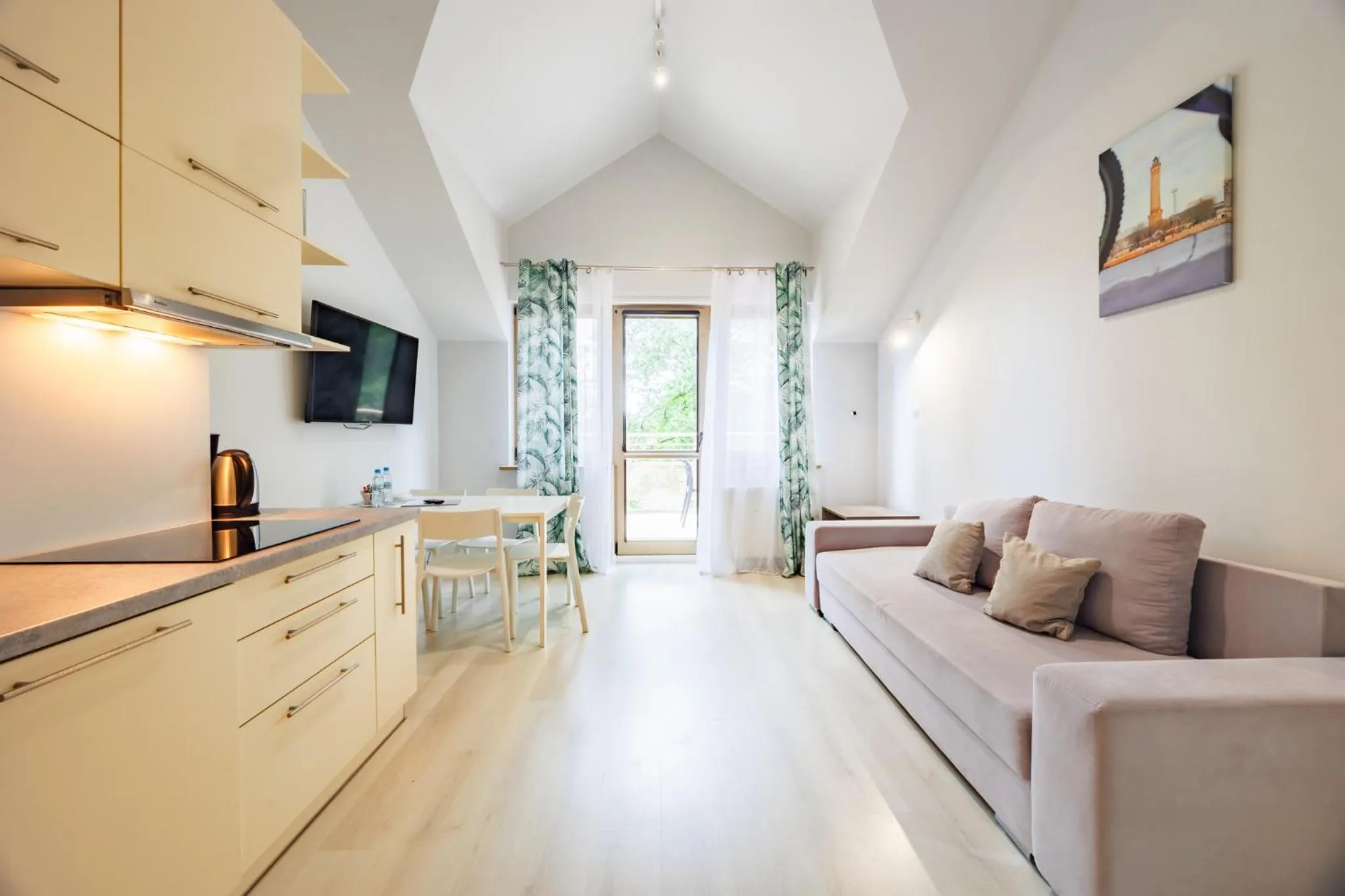 Kitchen or kitchenette in Apartamenty Zdrojowa