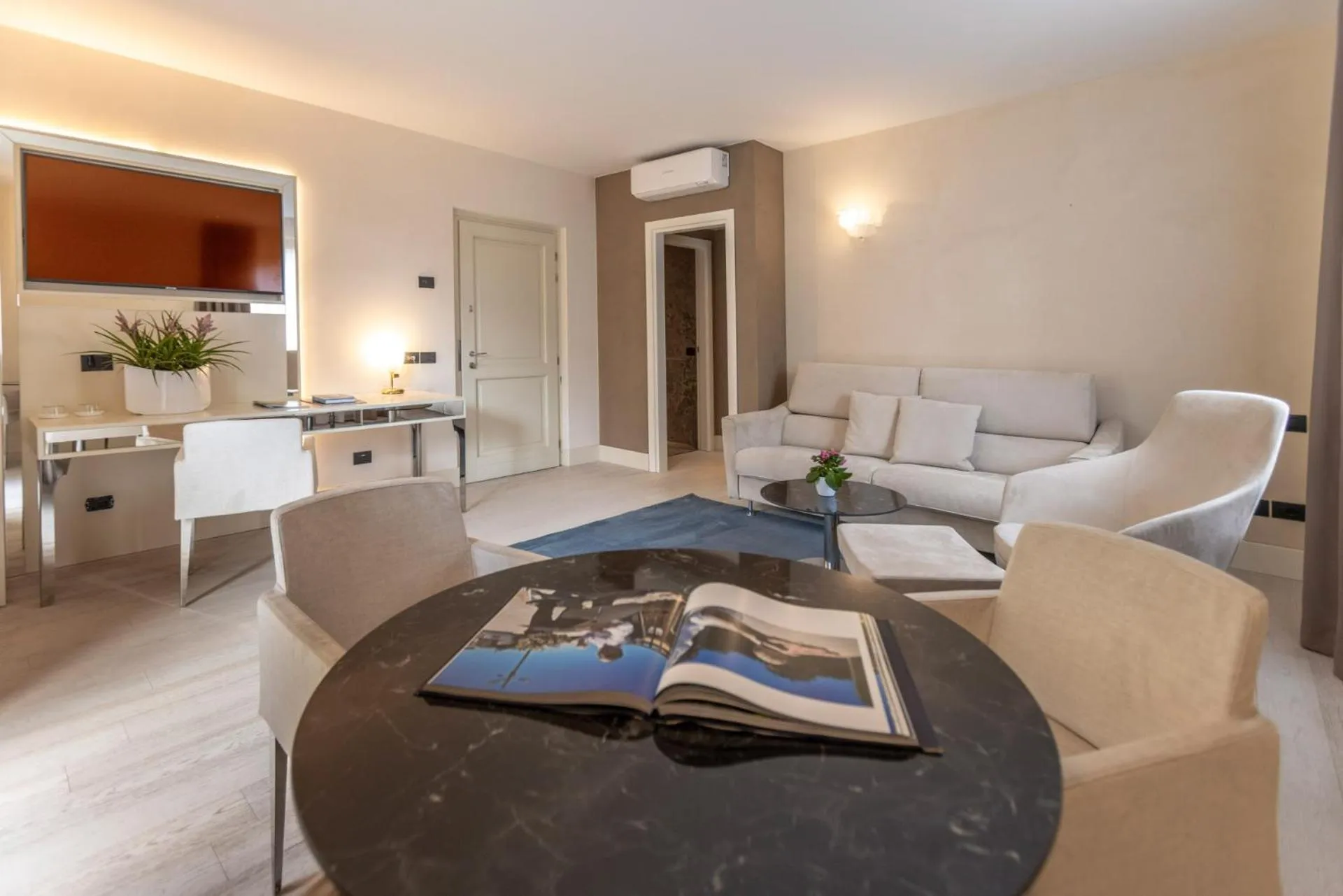 Living room in Park Hotel Imperial