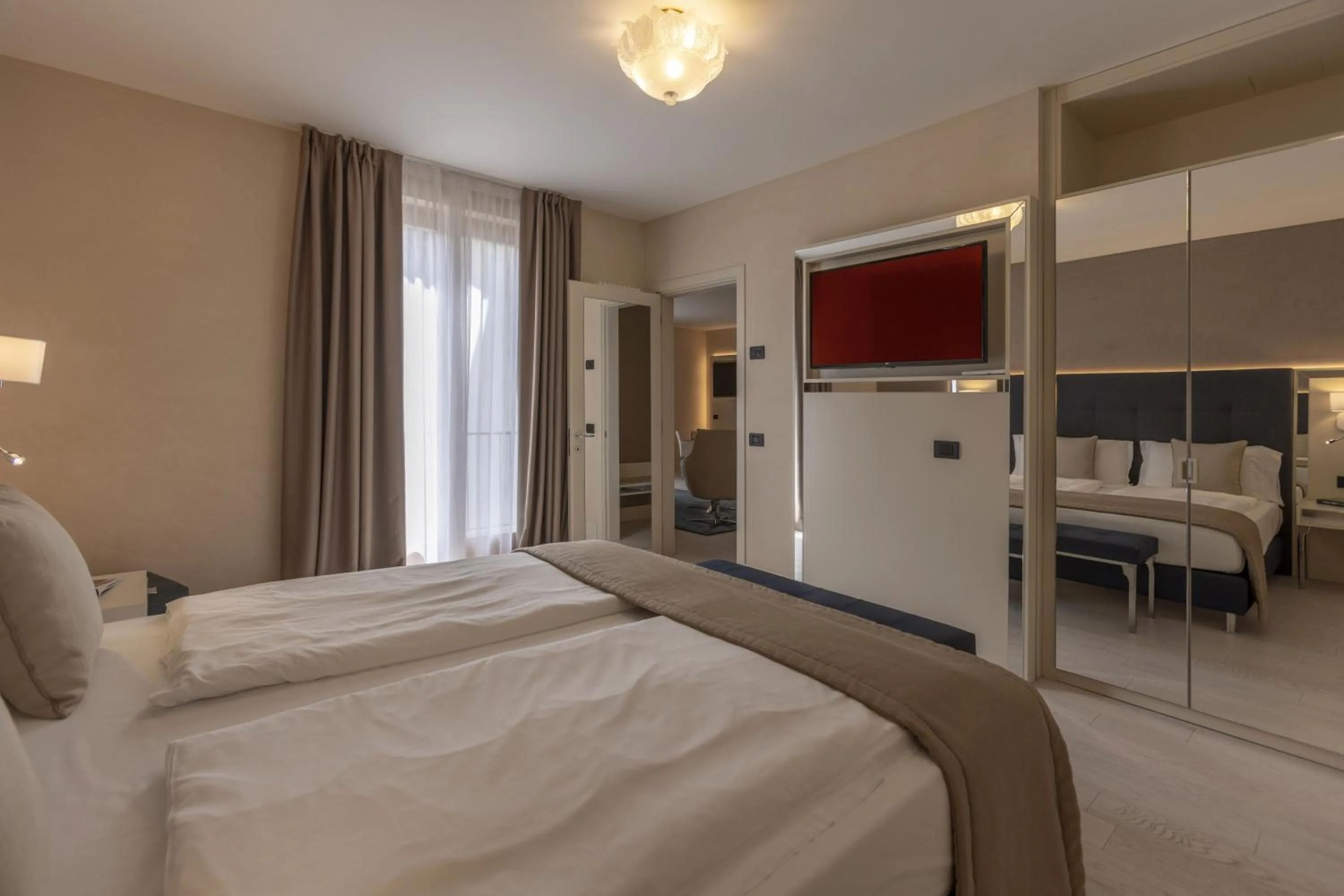 Photo of the whole room, Bed in Park Hotel Imperial