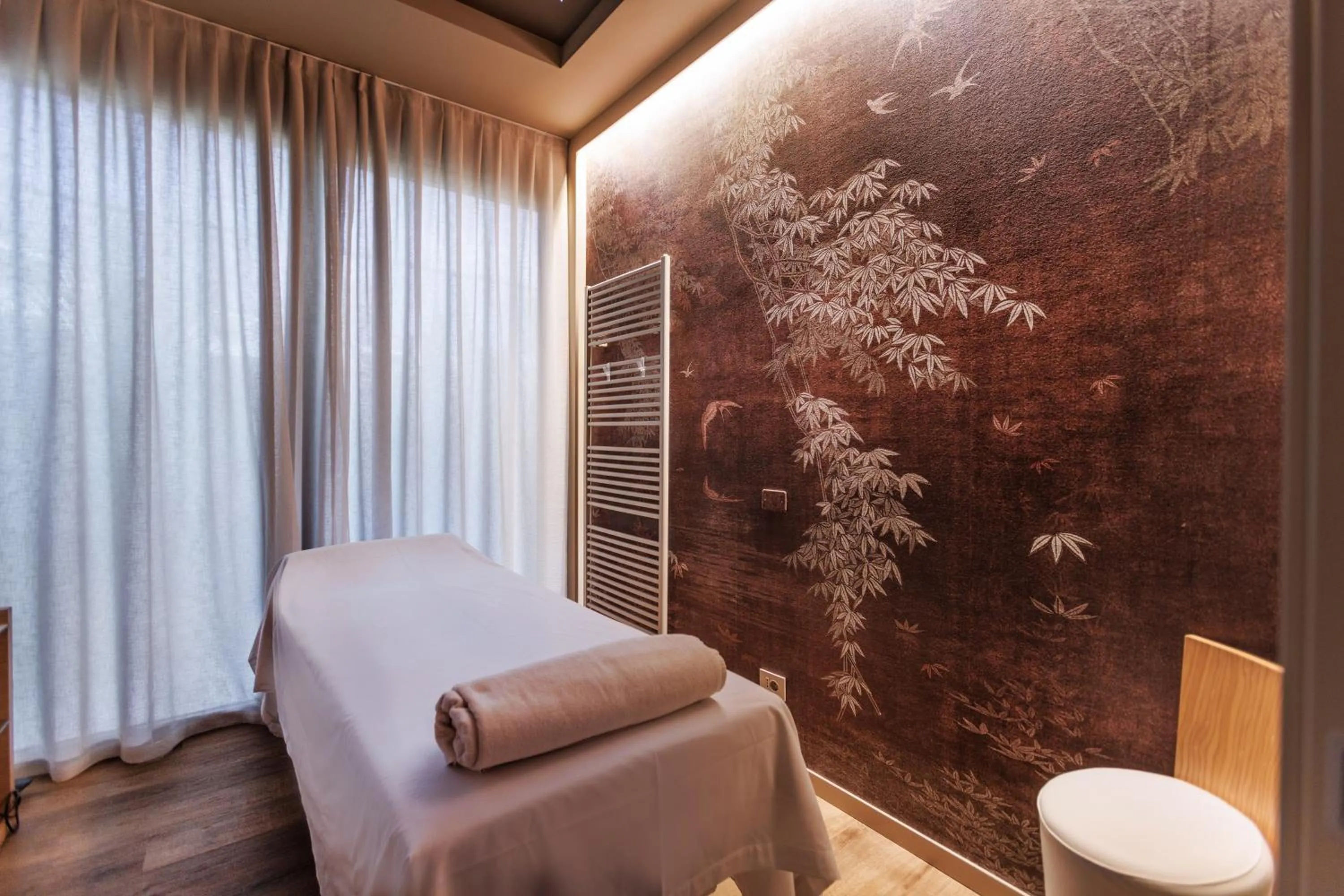 Massage, Bed in Park Hotel Imperial