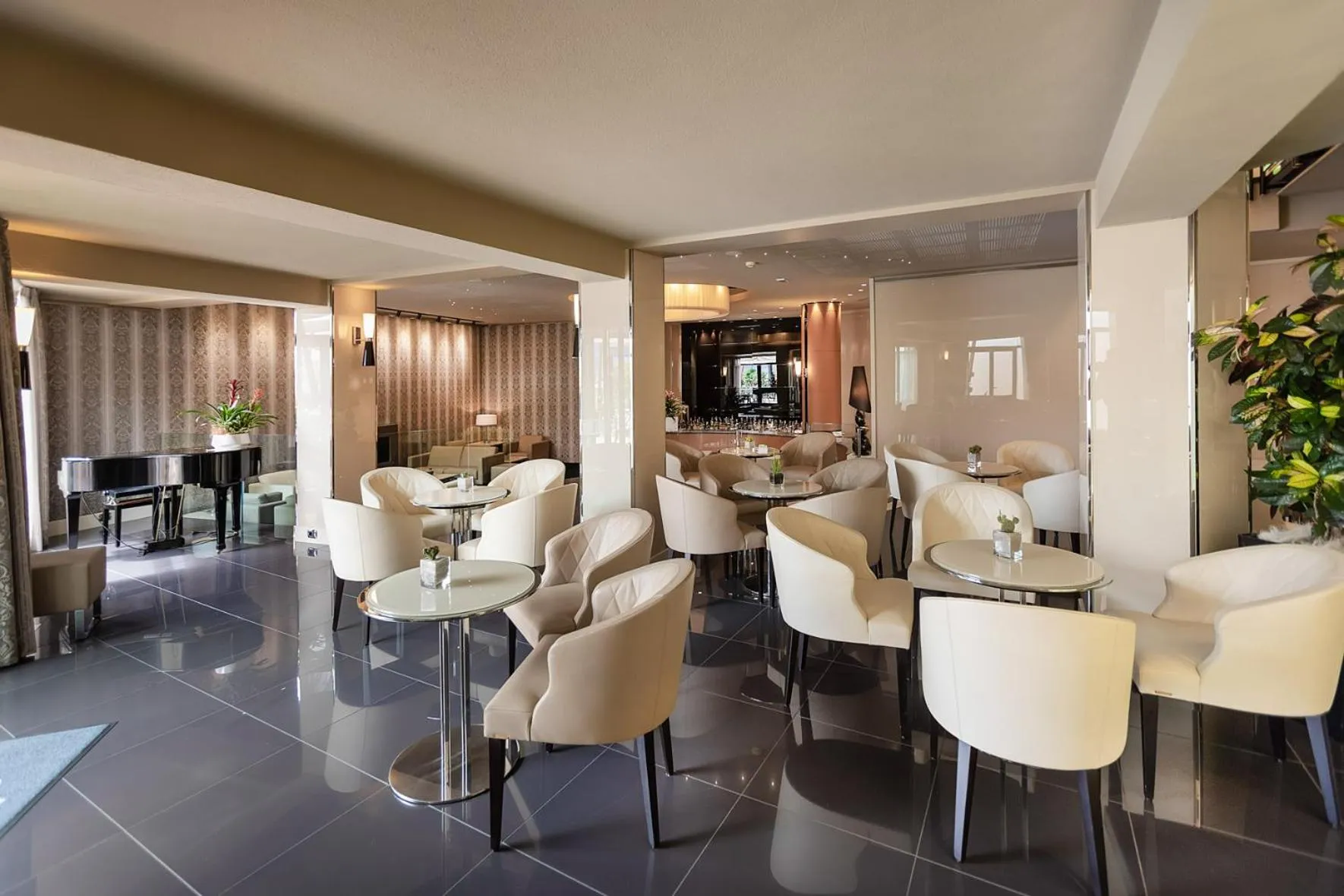 Lounge or bar in Park Hotel Imperial