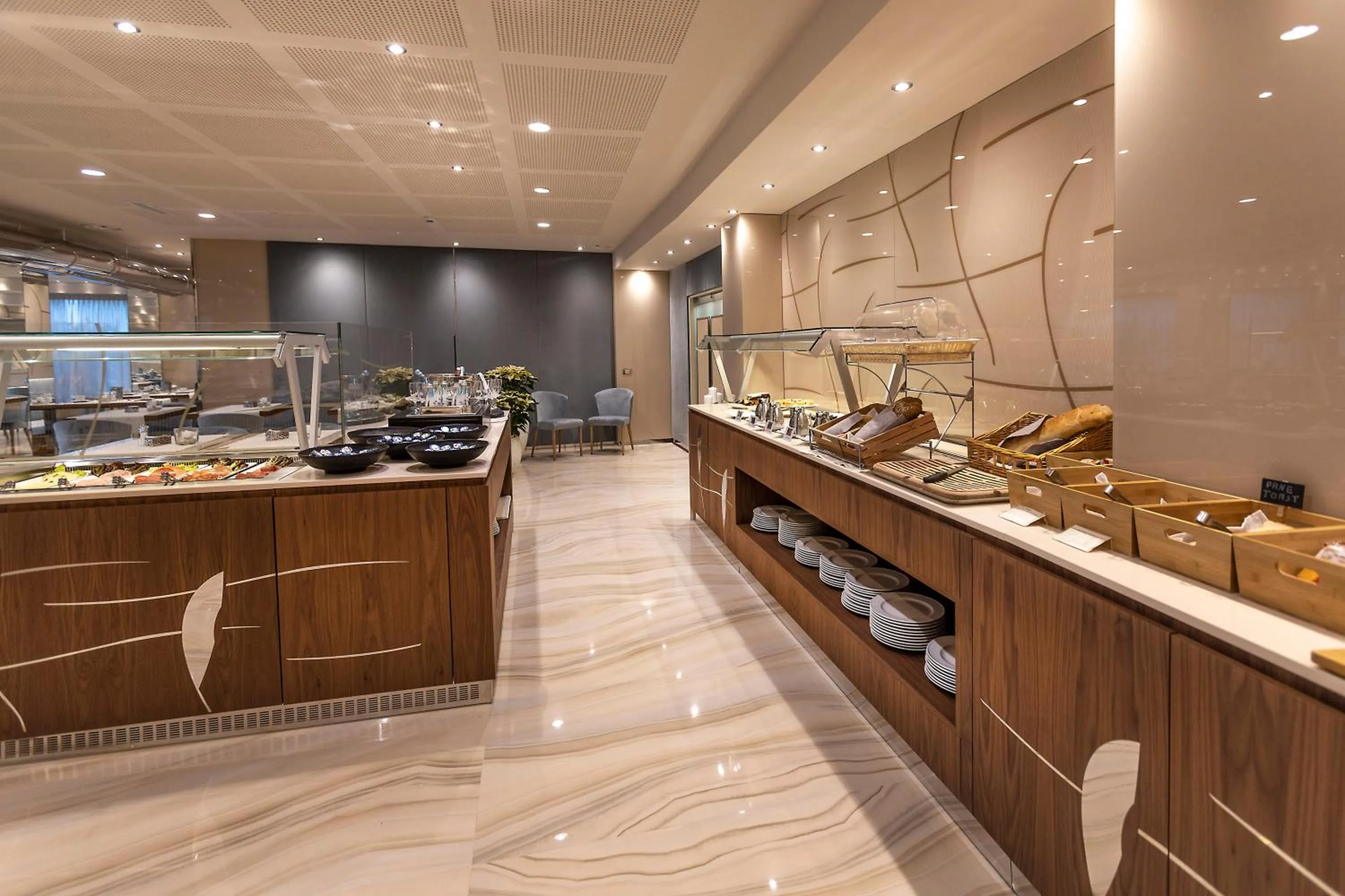 Buffet breakfast in Park Hotel Imperial