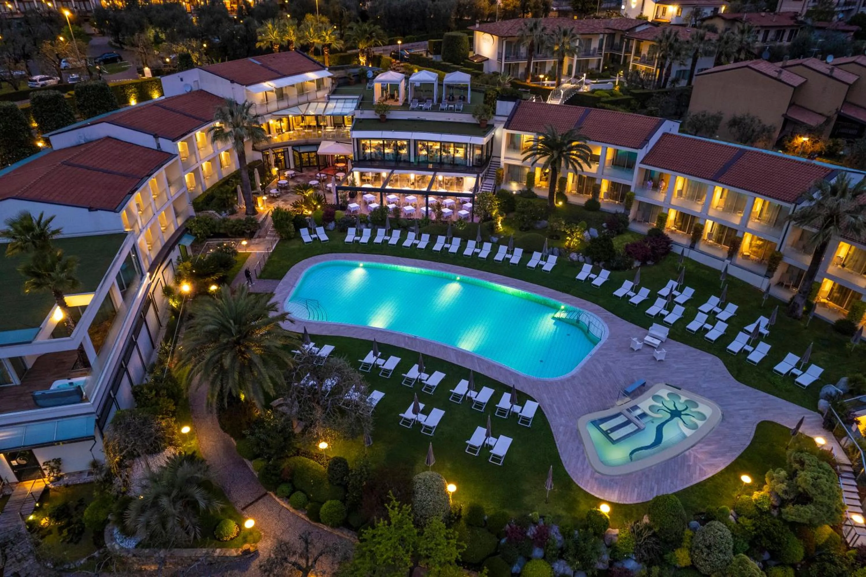 Property building in Park Hotel Imperial