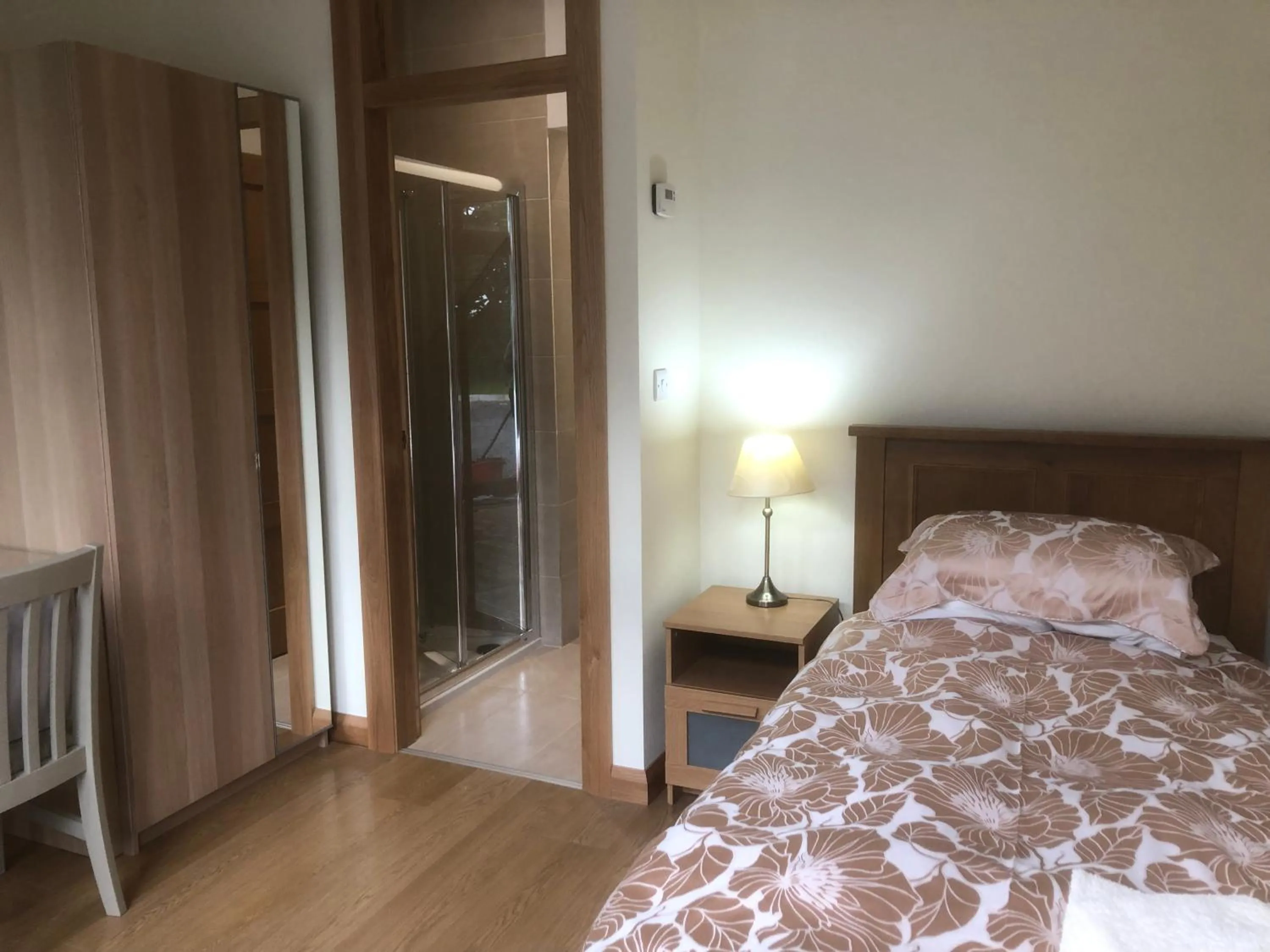 Bed in Courtyard Mews Armagh City