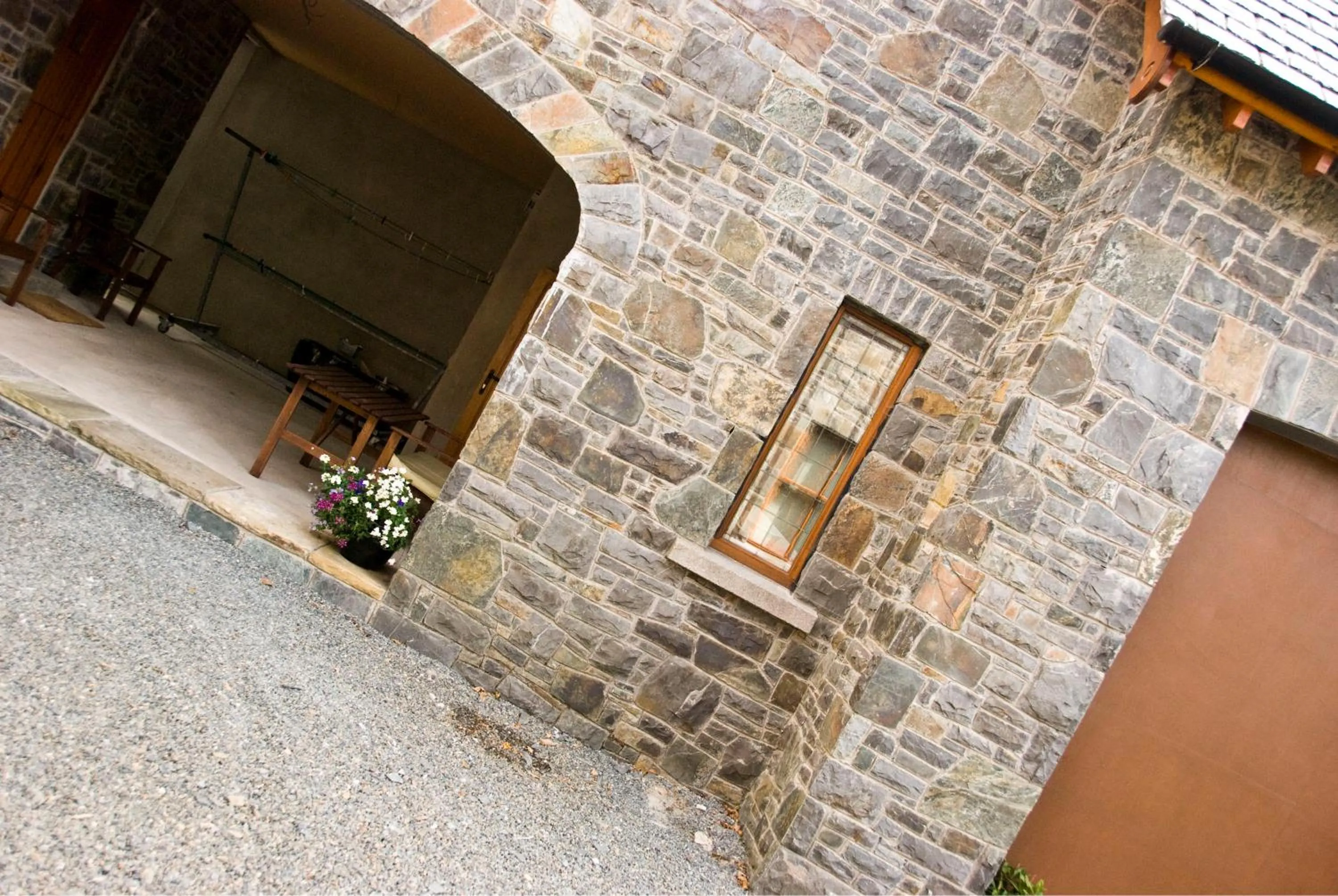 Facade/entrance in Courtyard Mews Armagh City