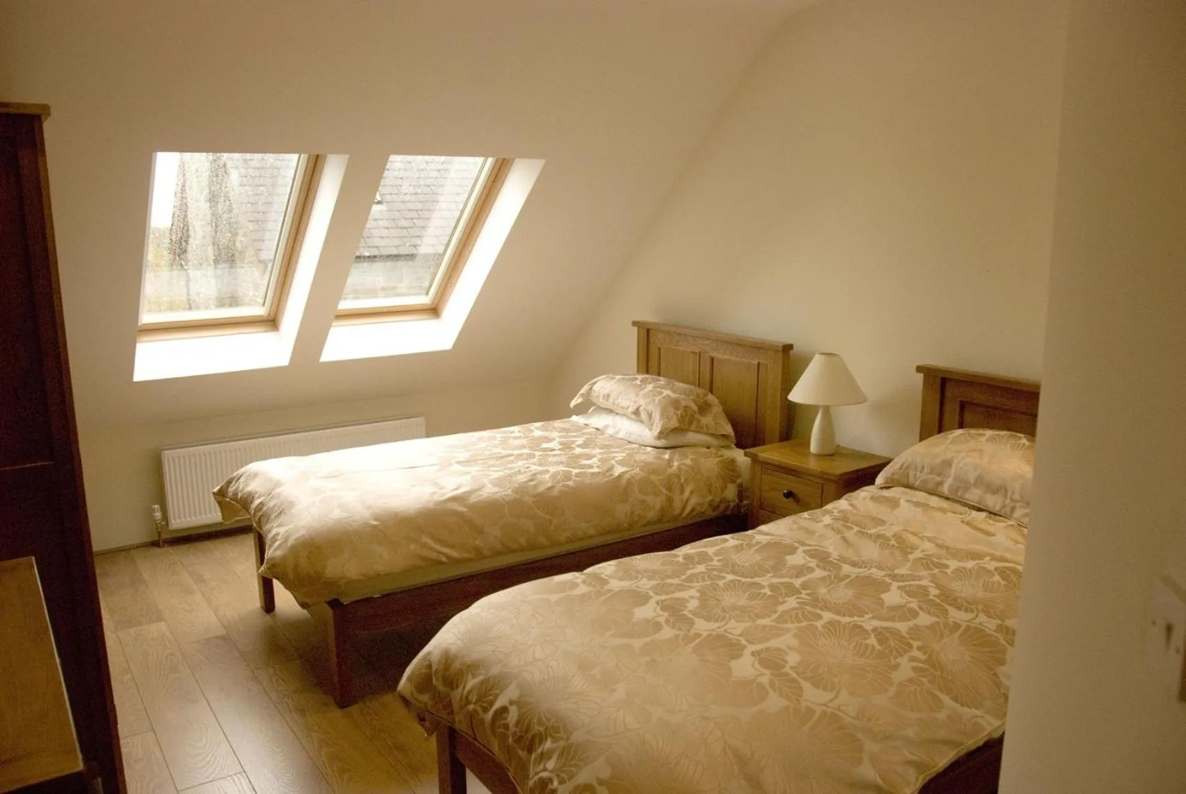 Bed in Courtyard Mews Armagh City