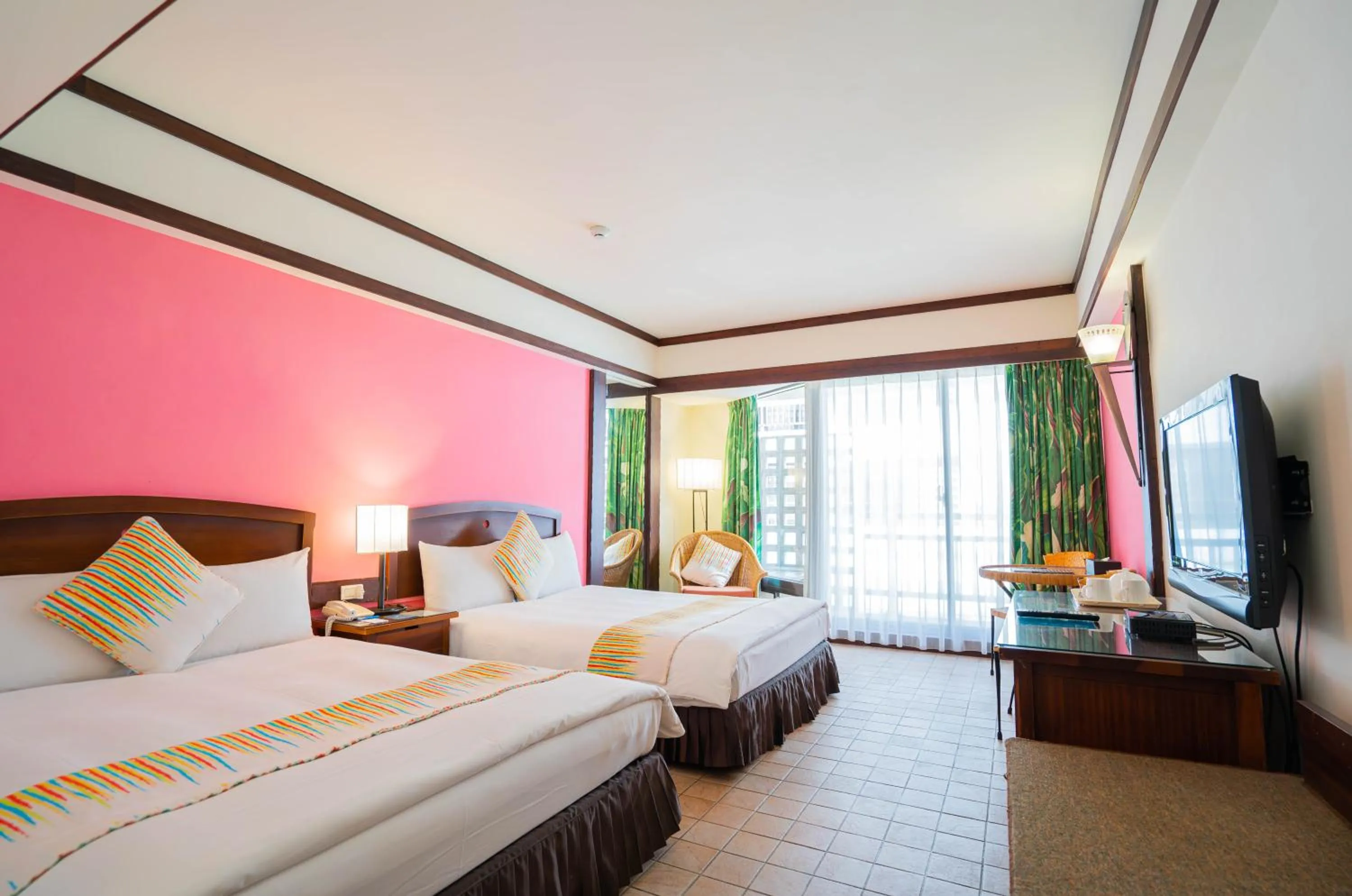 Bed in Yoho Beach Resort Kenting