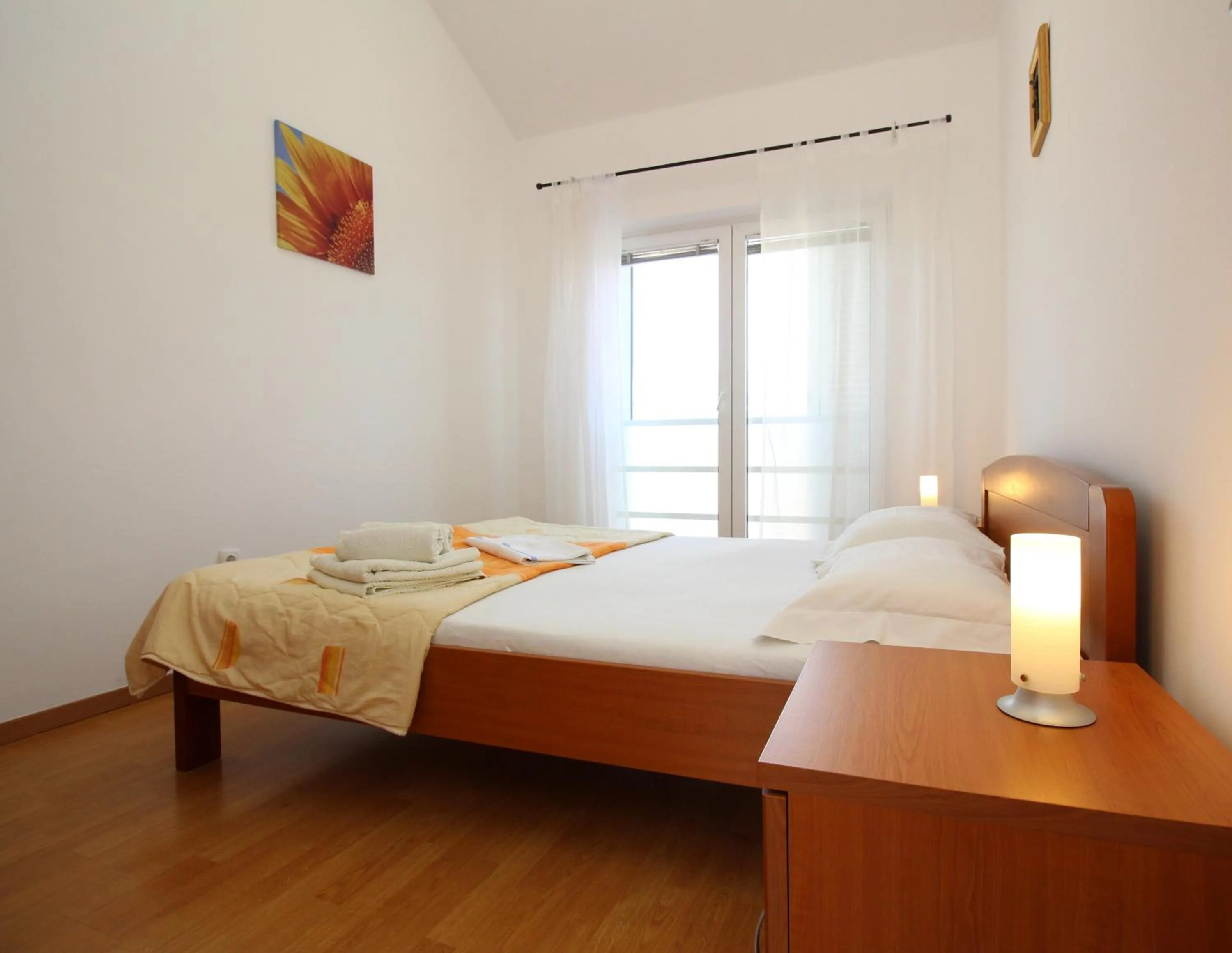 Bedroom, Bed in Apartment Pintar Beach