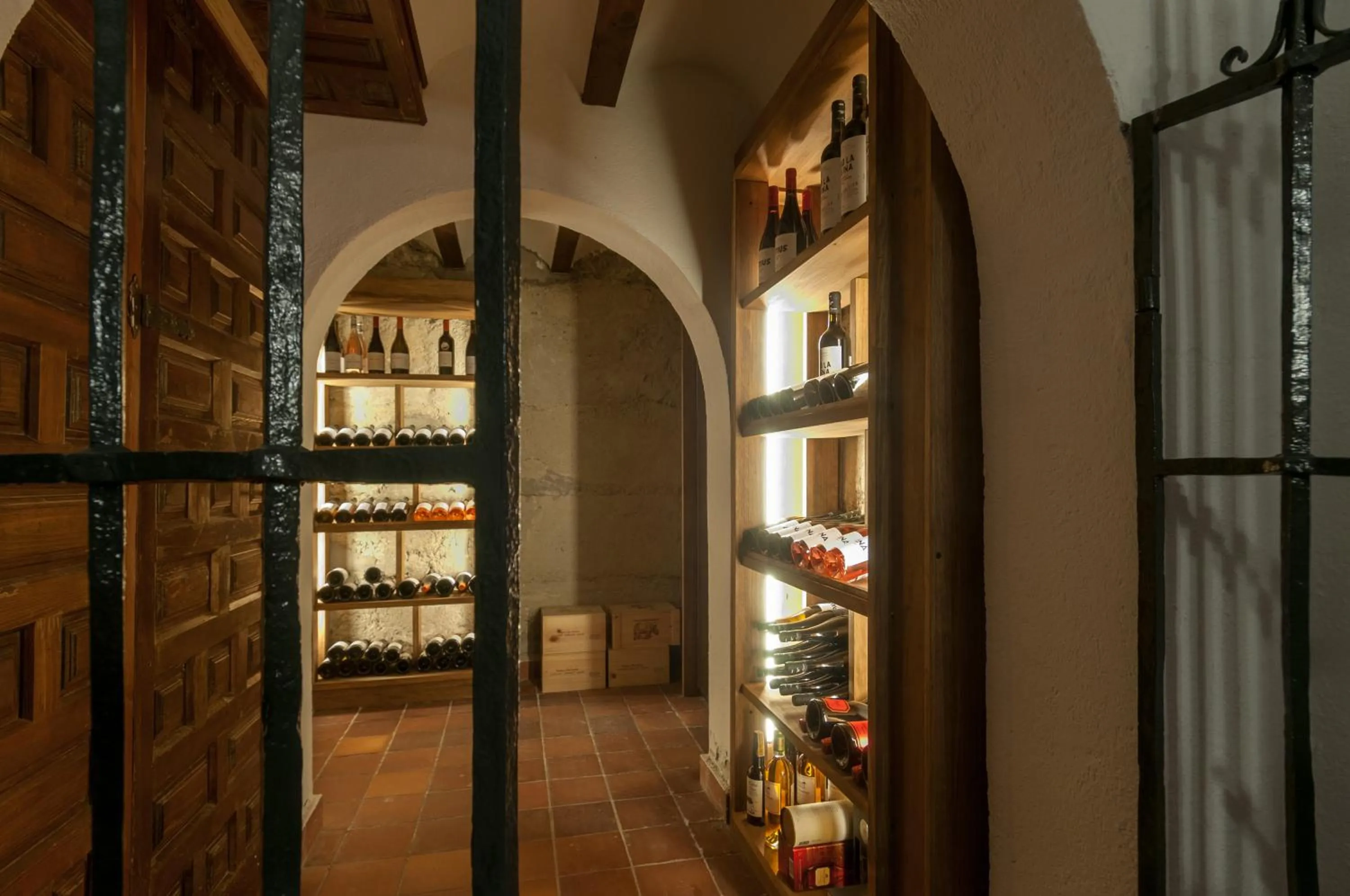 Property building in La Casa del Presidente