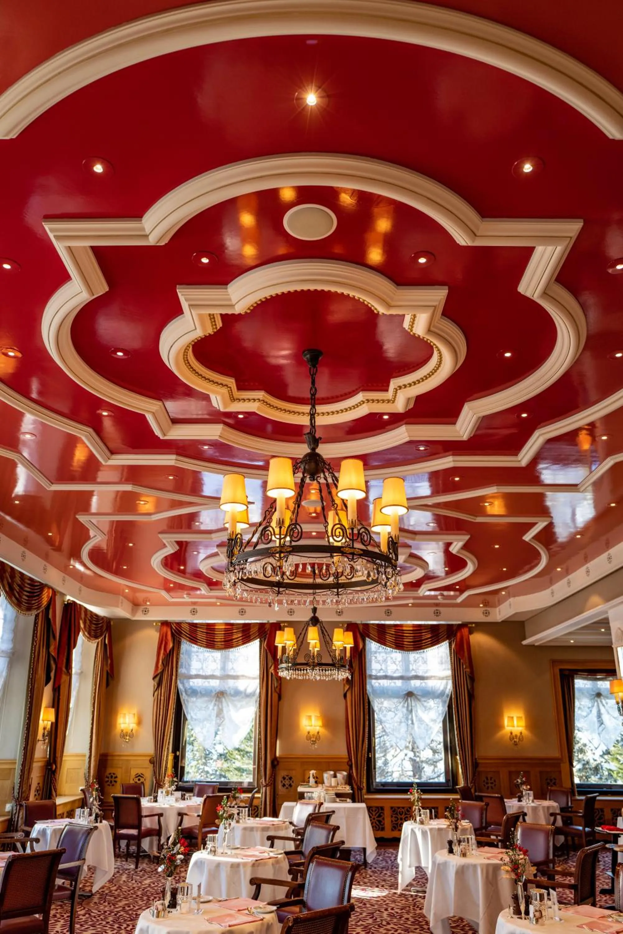 Restaurant/places to eat in Suvretta House