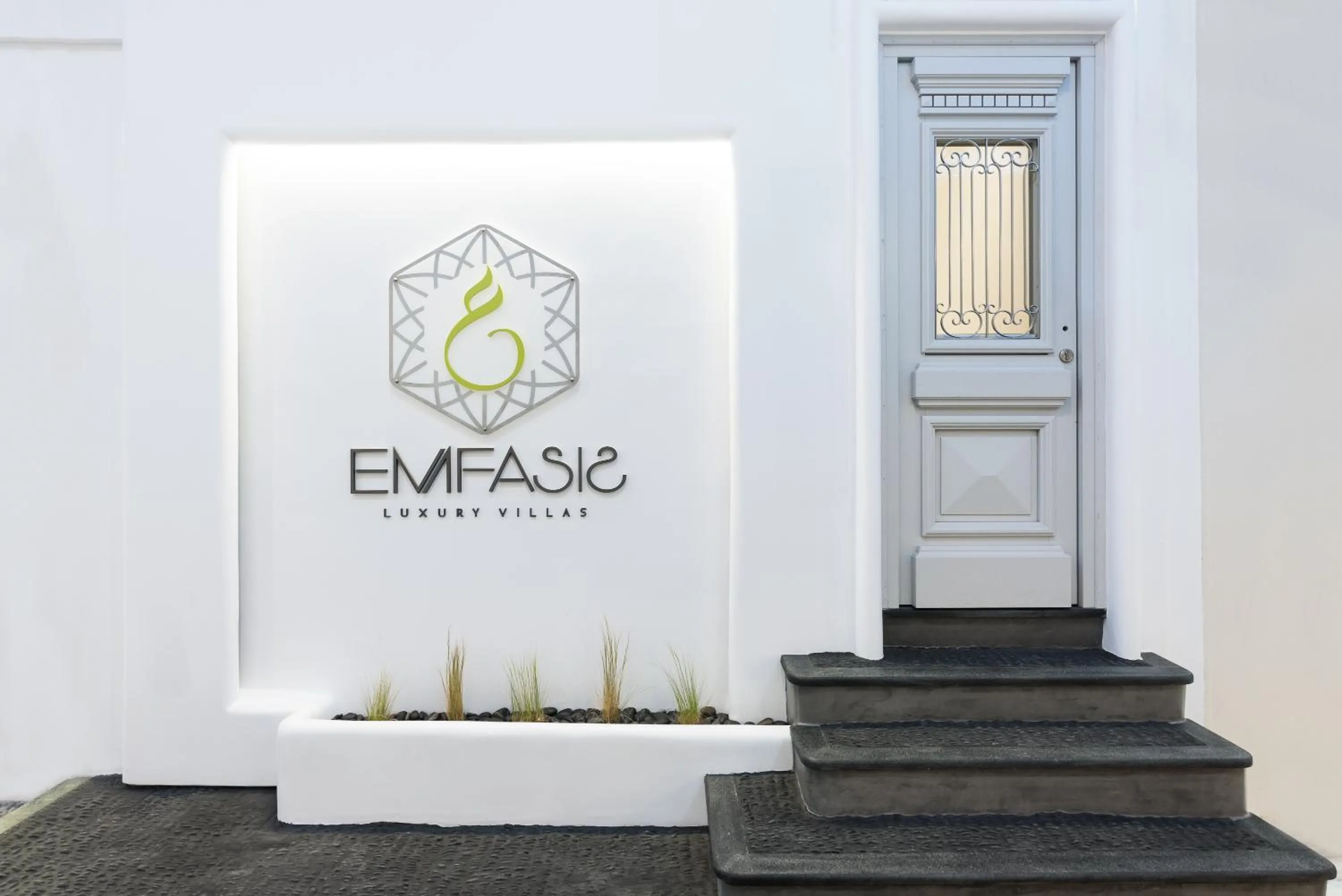 Emfasis Luxury Villa