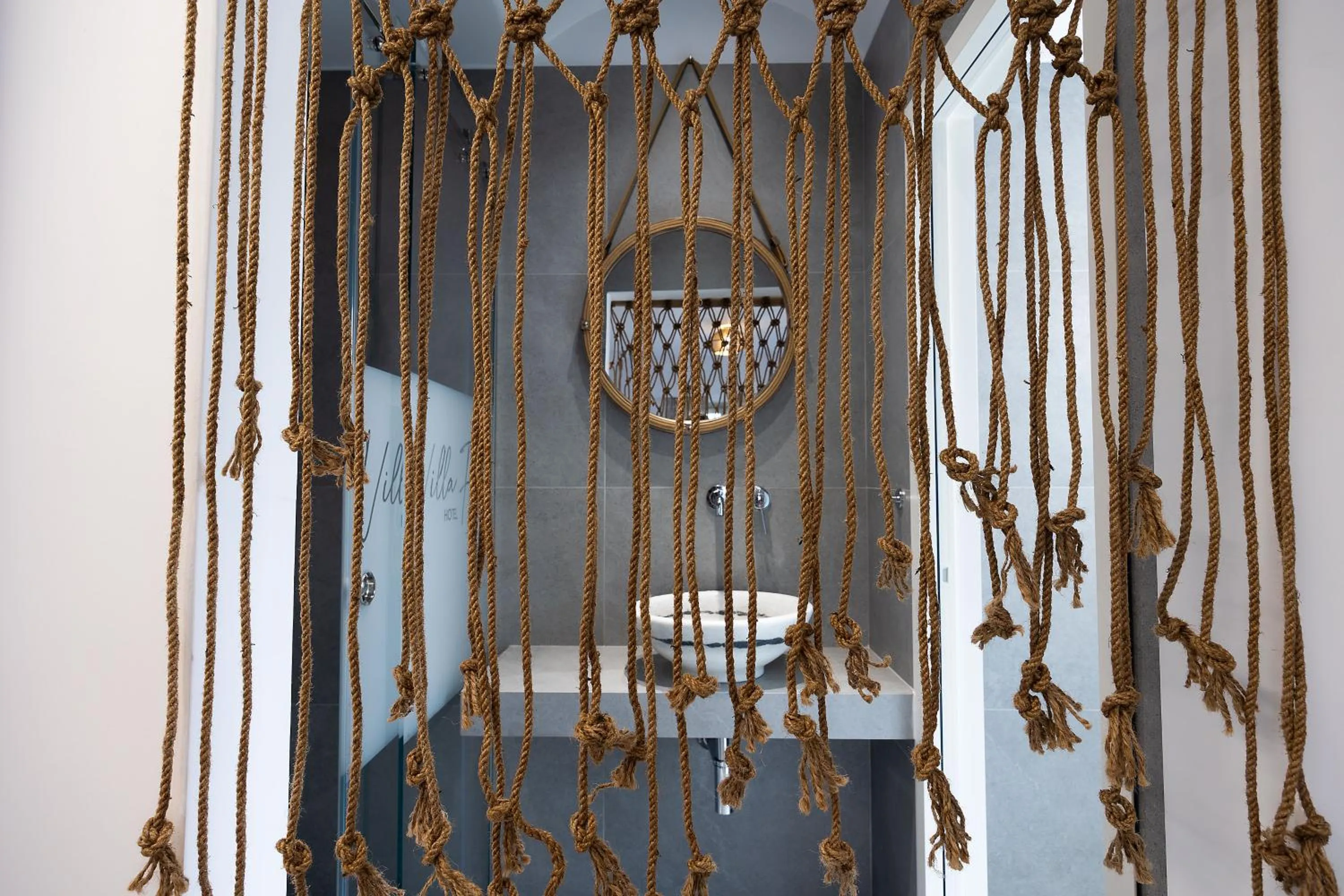 Shower in Hotel Villa Flora