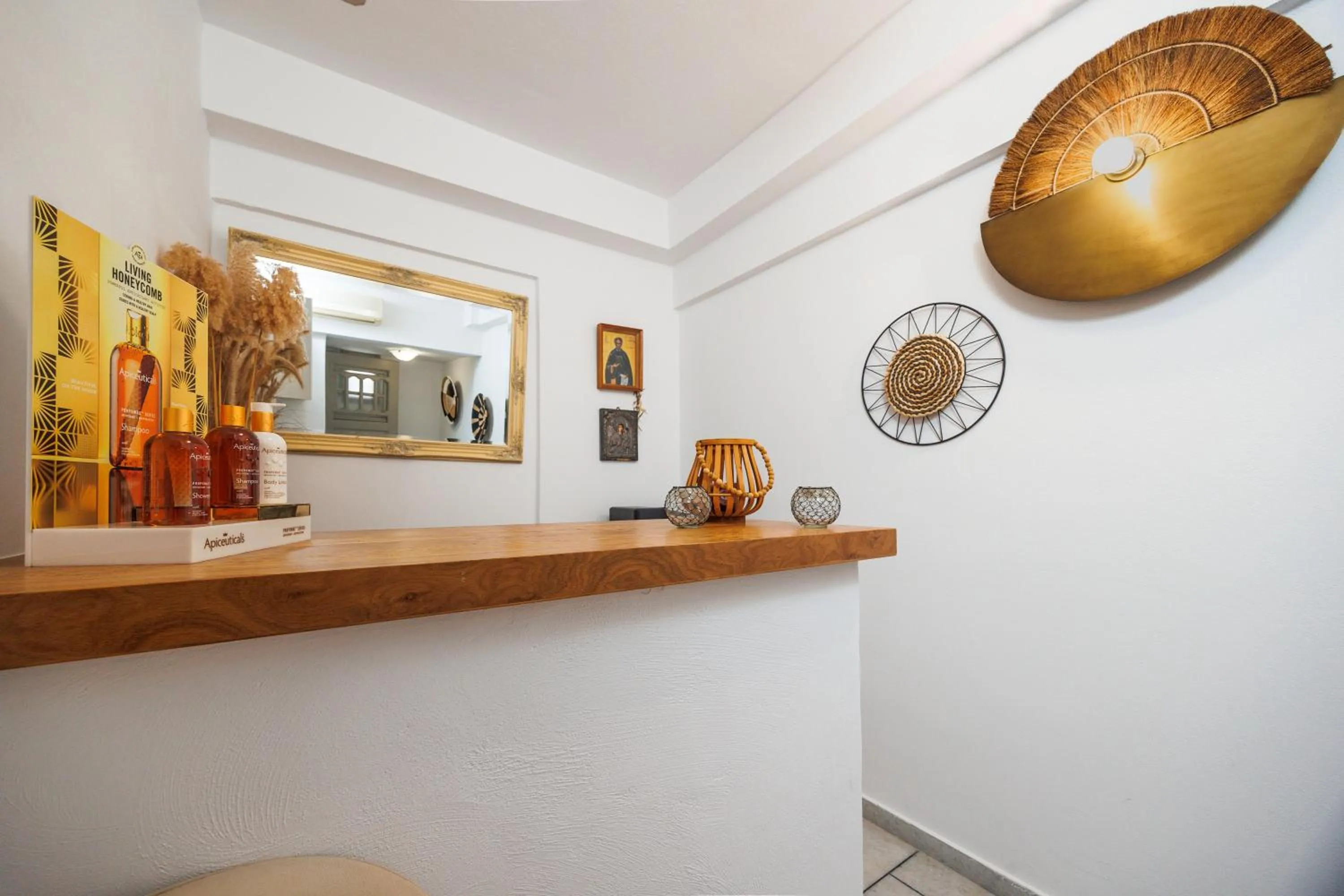 Lobby or reception in Hotel Villa Flora