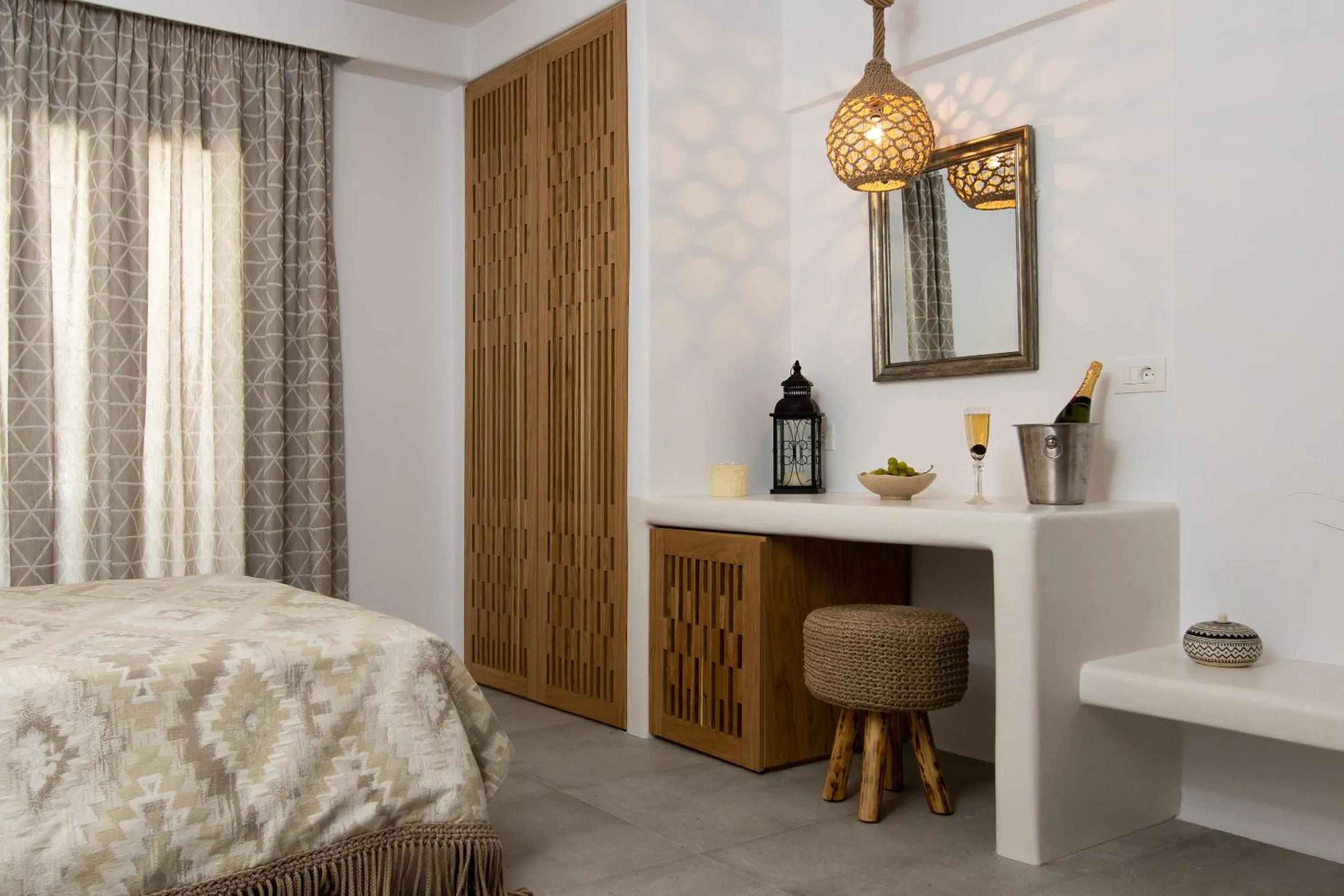 Shower, Bed in Hotel Villa Flora