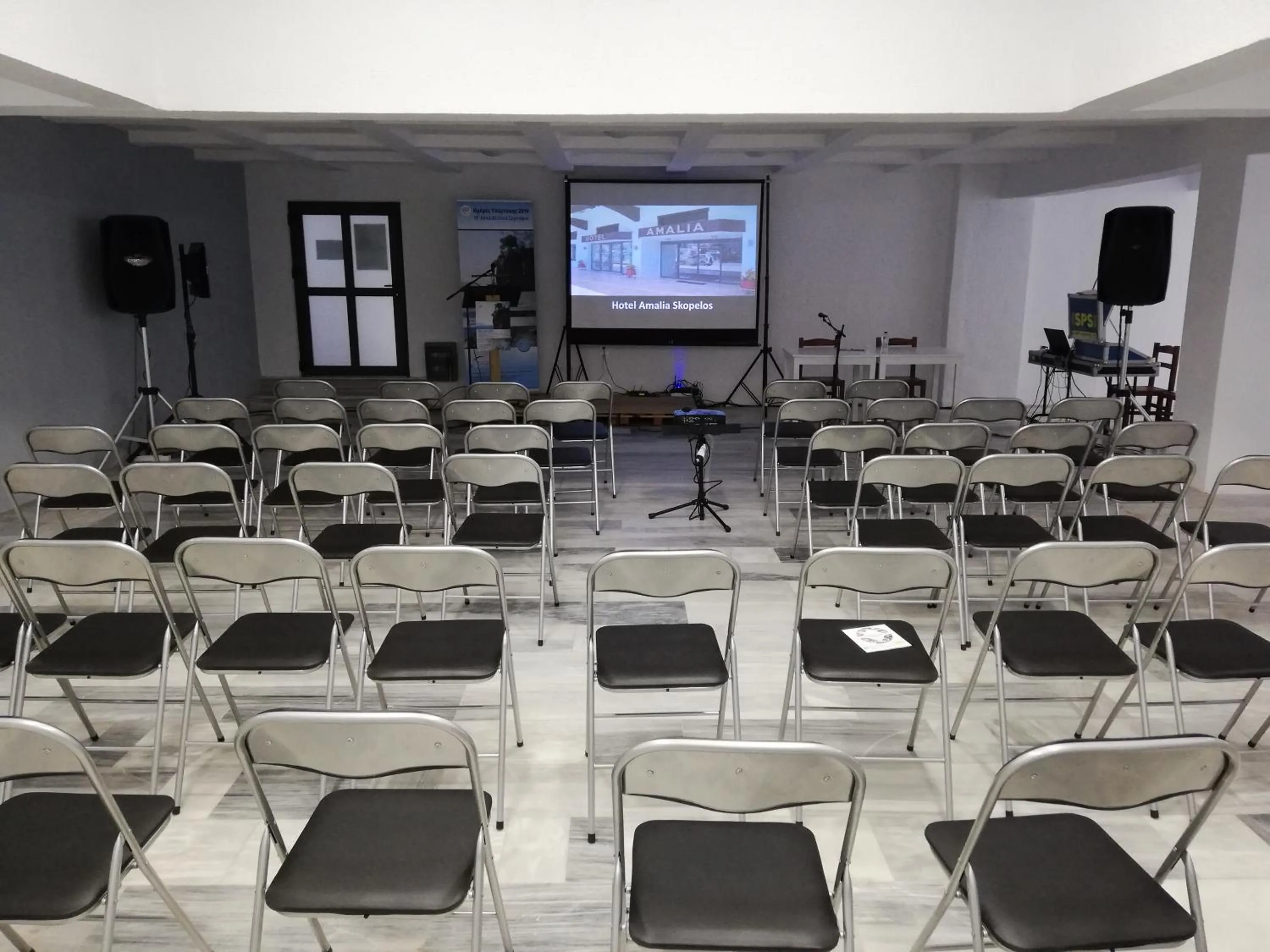 Meeting/conference room in Amalia Hotel