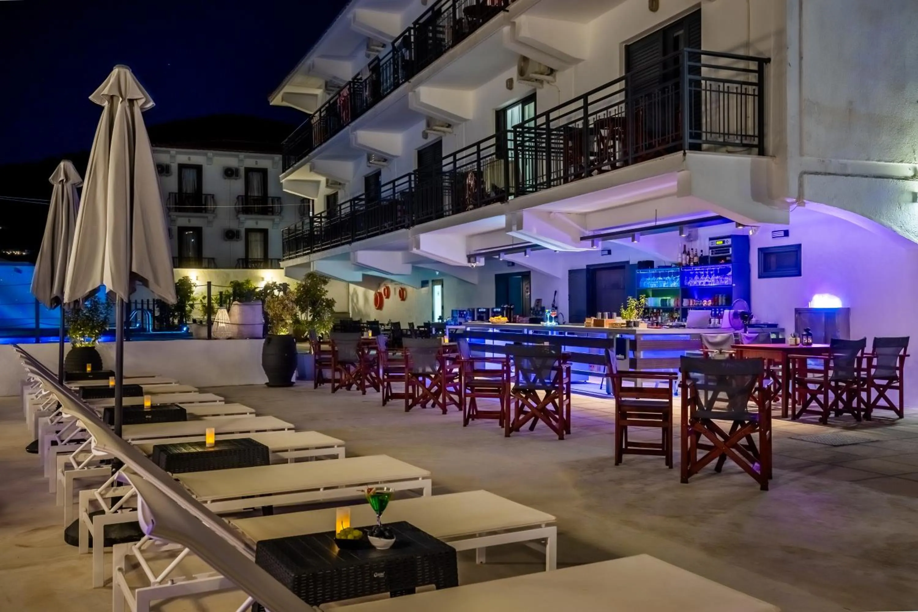 Lounge or bar in Amalia Hotel