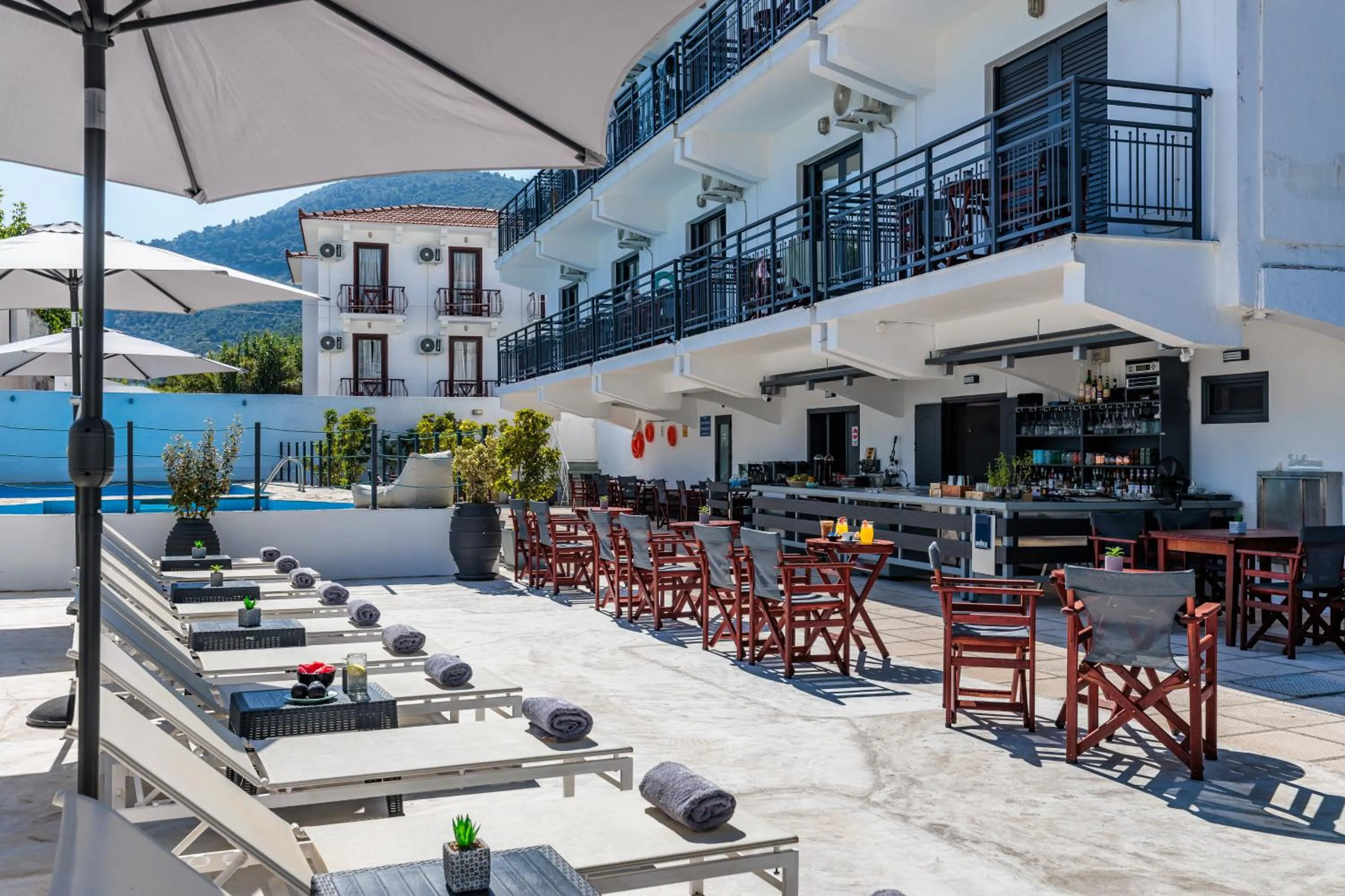 Lounge or bar in Amalia Hotel