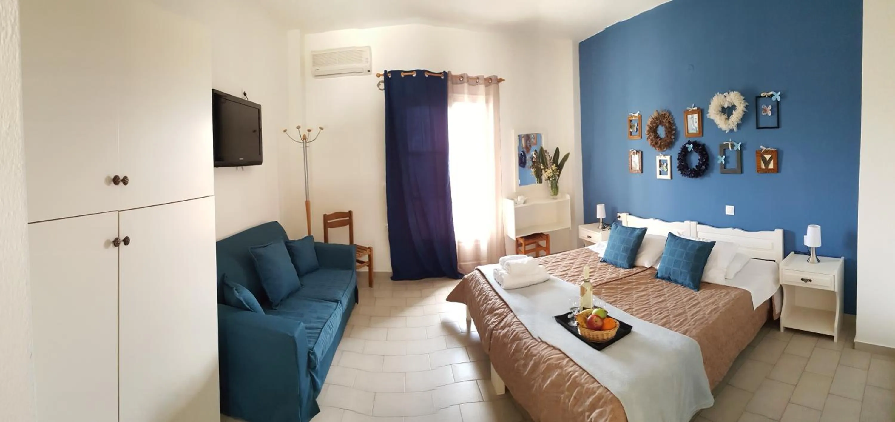 Photo of the whole room in Maistrali Studios