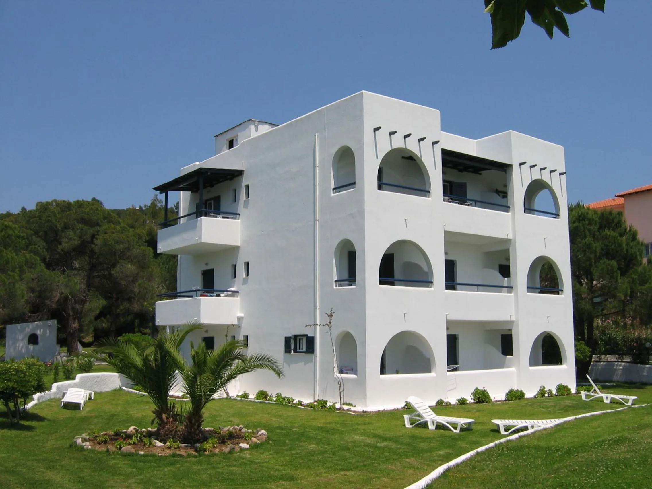 Maistrali Studios Skiathos