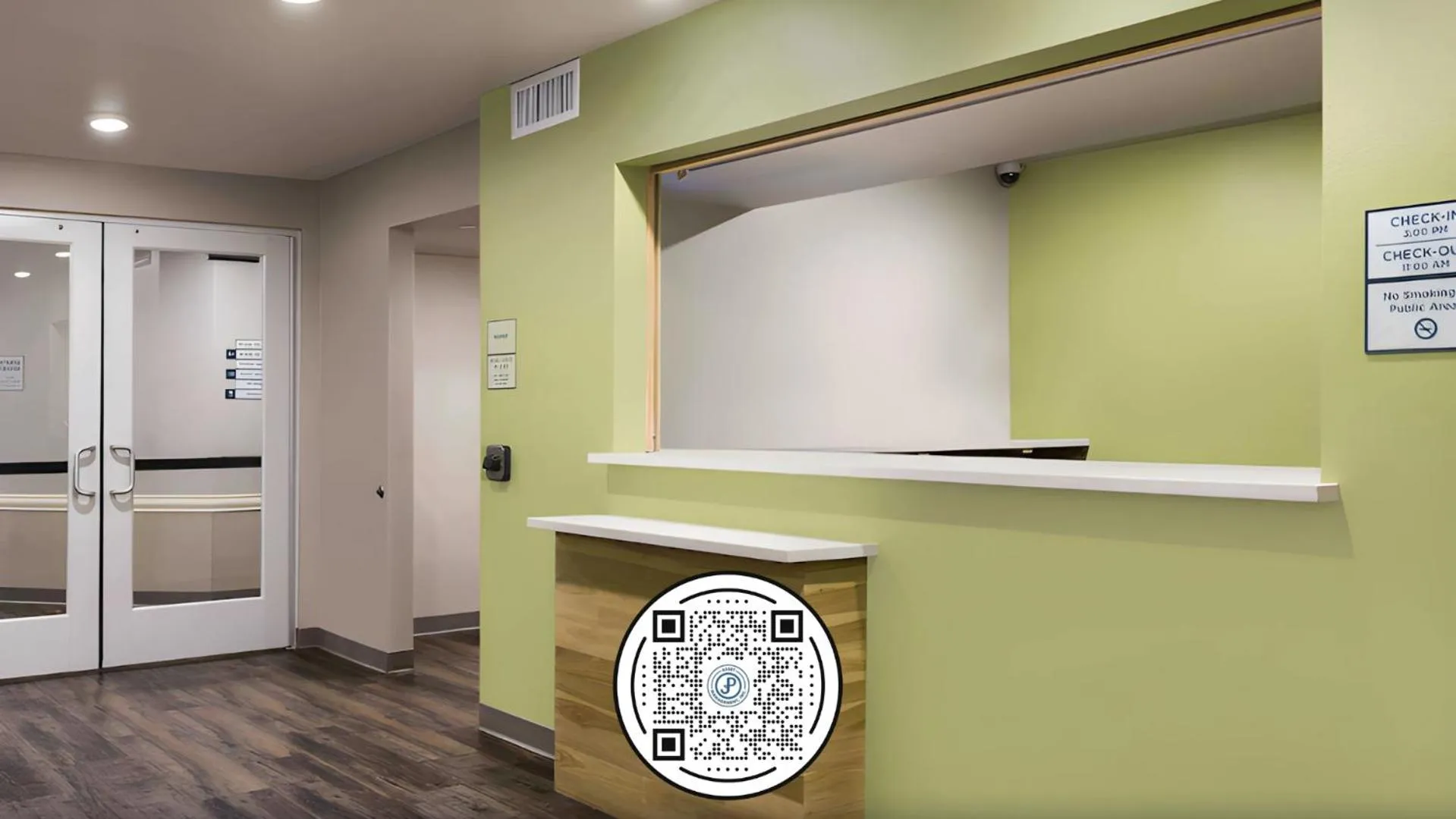 Property building in WoodSpring Suites Houston 288 South Medical Center