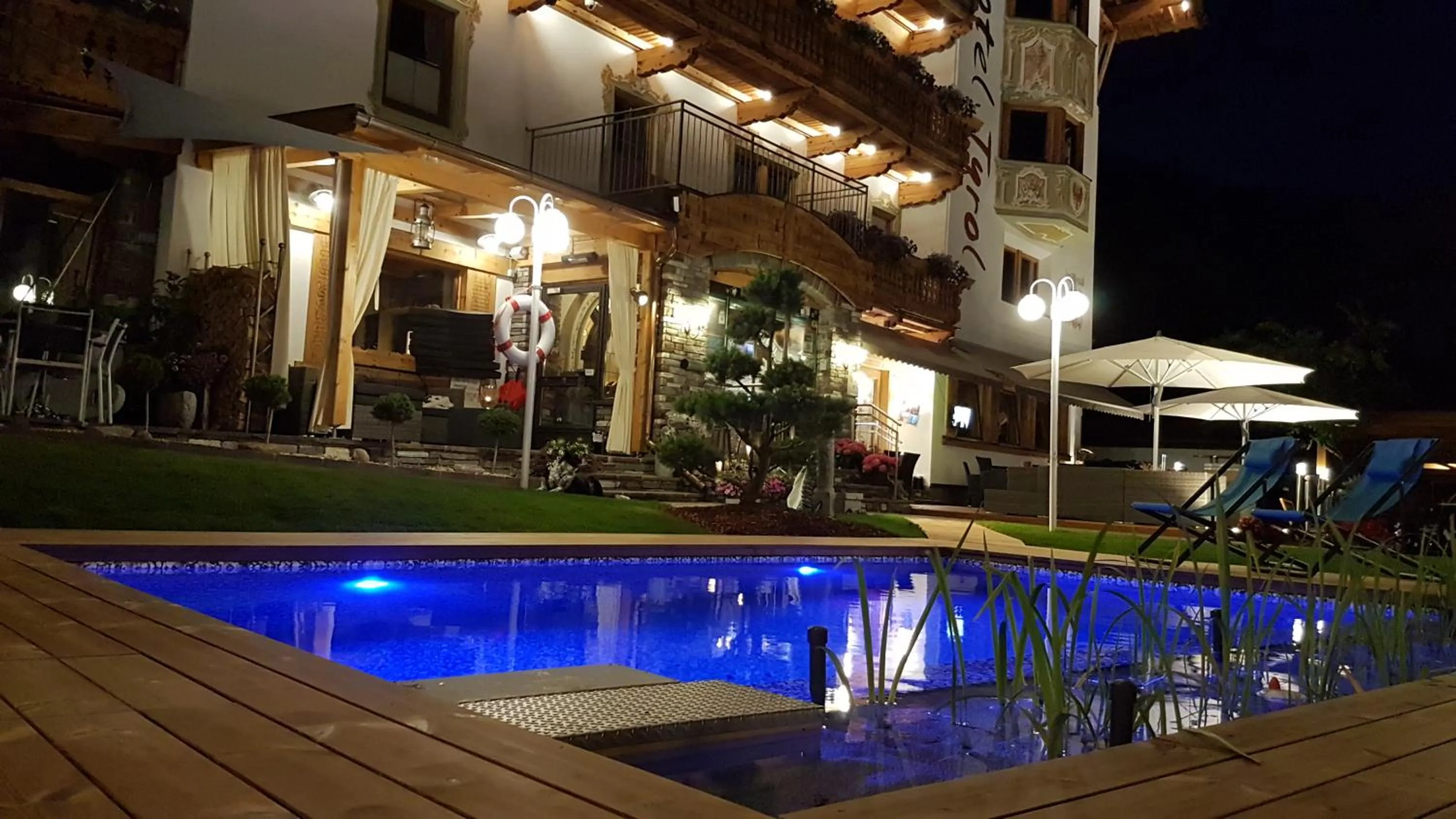 Property building in ALPENHOTEL TYROL - B&B - ADULTS ONLY - Alpines Lifestylehotel - BIO & Nachhaltig