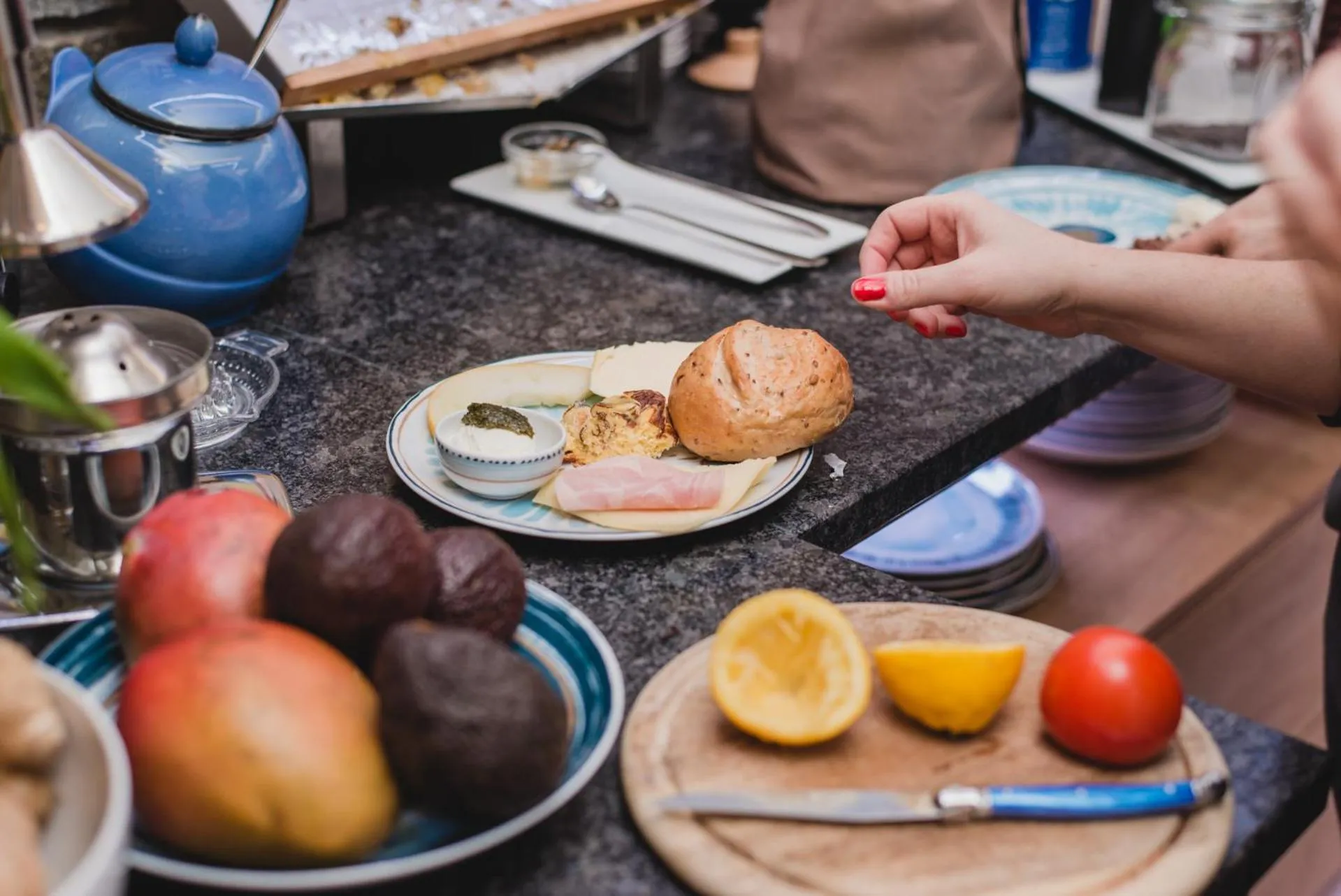 Food and drinks in ALPENHOTEL TYROL - B&B - ADULTS ONLY - Alpines Lifestylehotel - BIO & Nachhaltig