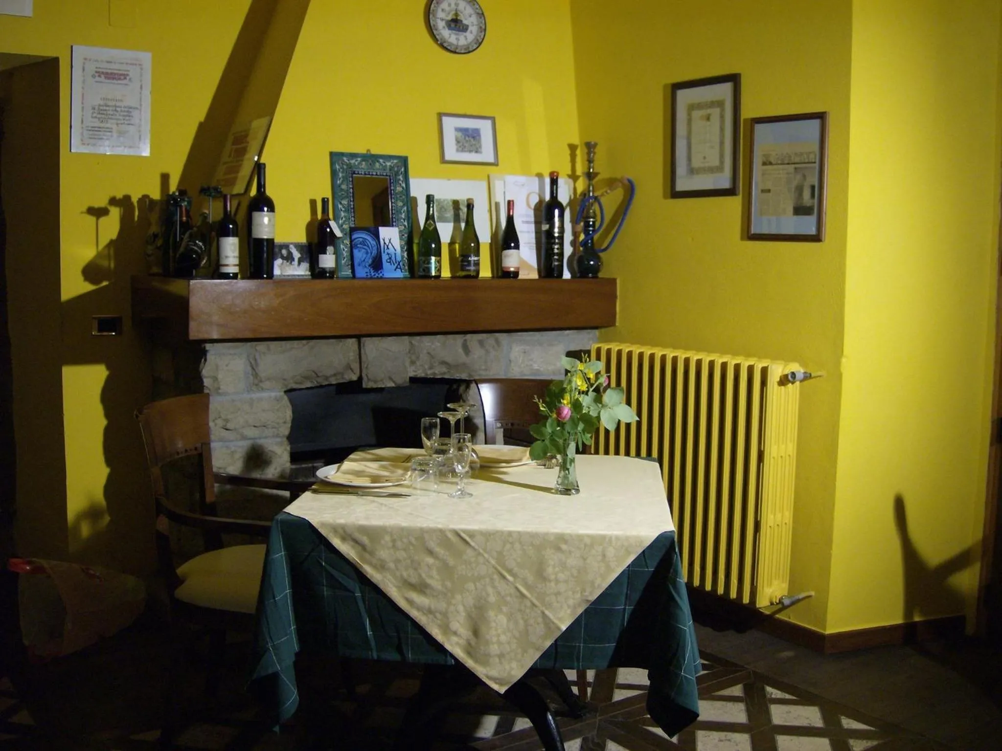 Lounge or bar in La Locanda di Castromediano - Al Becco della Civetta