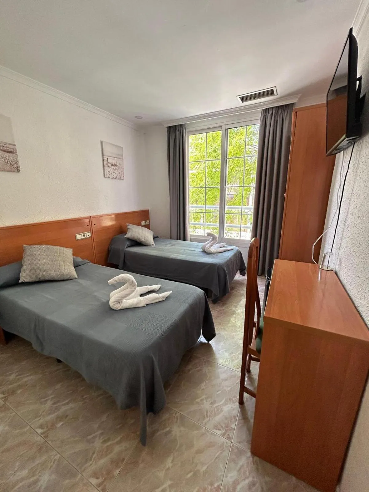 Bed in Hotel New Sanz