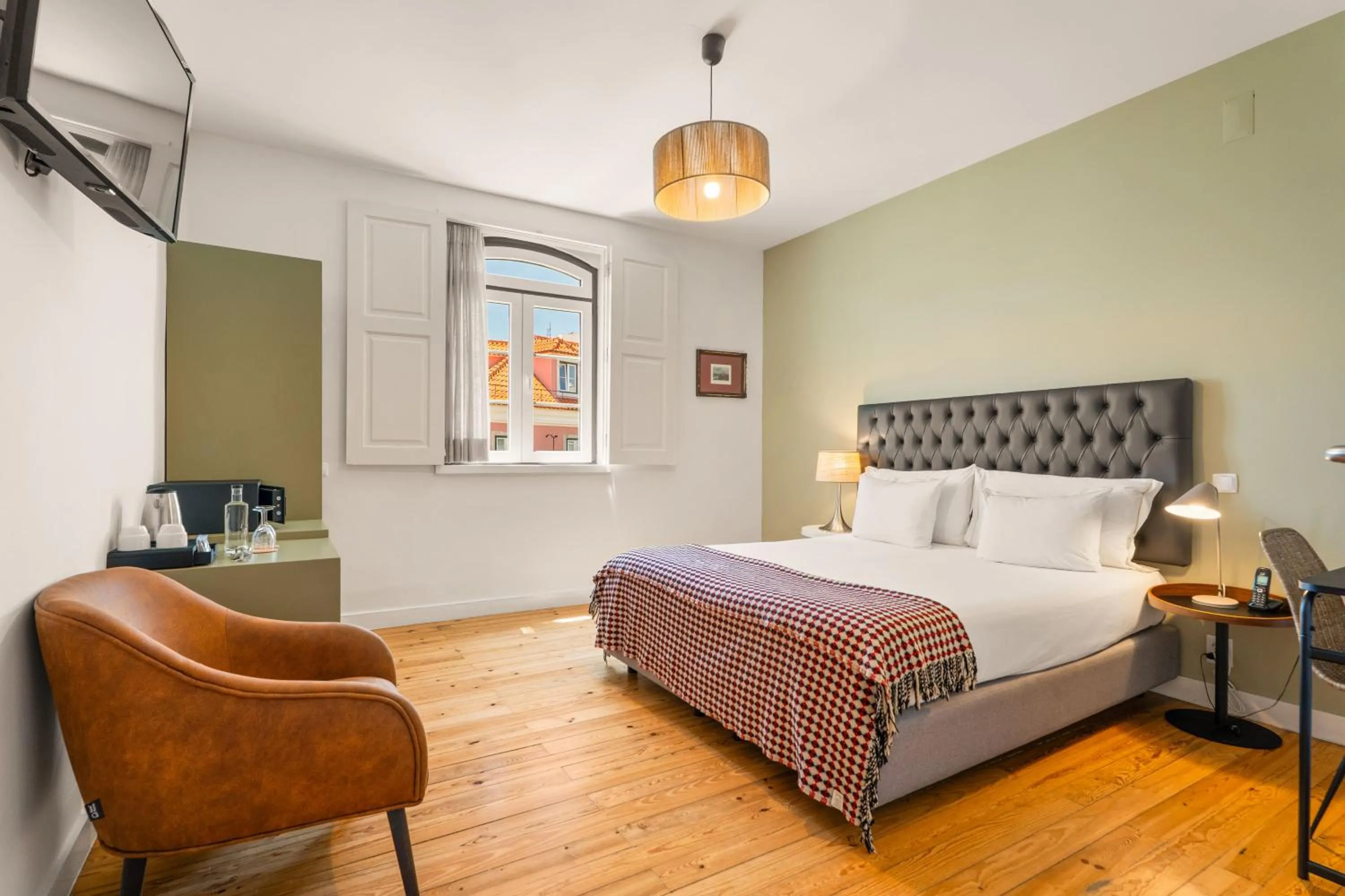 Bedroom, Bed in Casa do Bairro by Shiadu