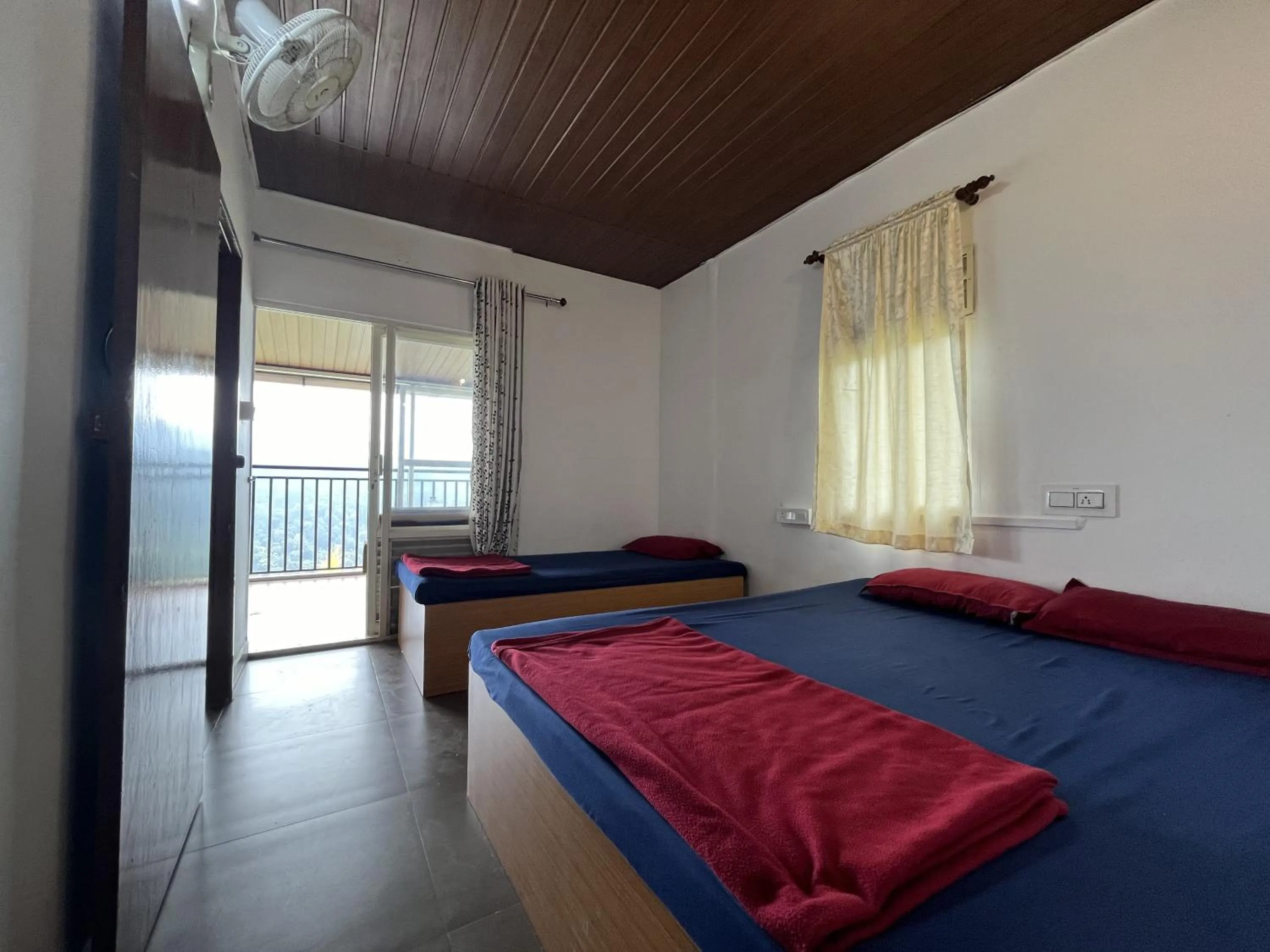 Bed in Theeram Agro Farm Hill Resort Pool Villa Vagamon