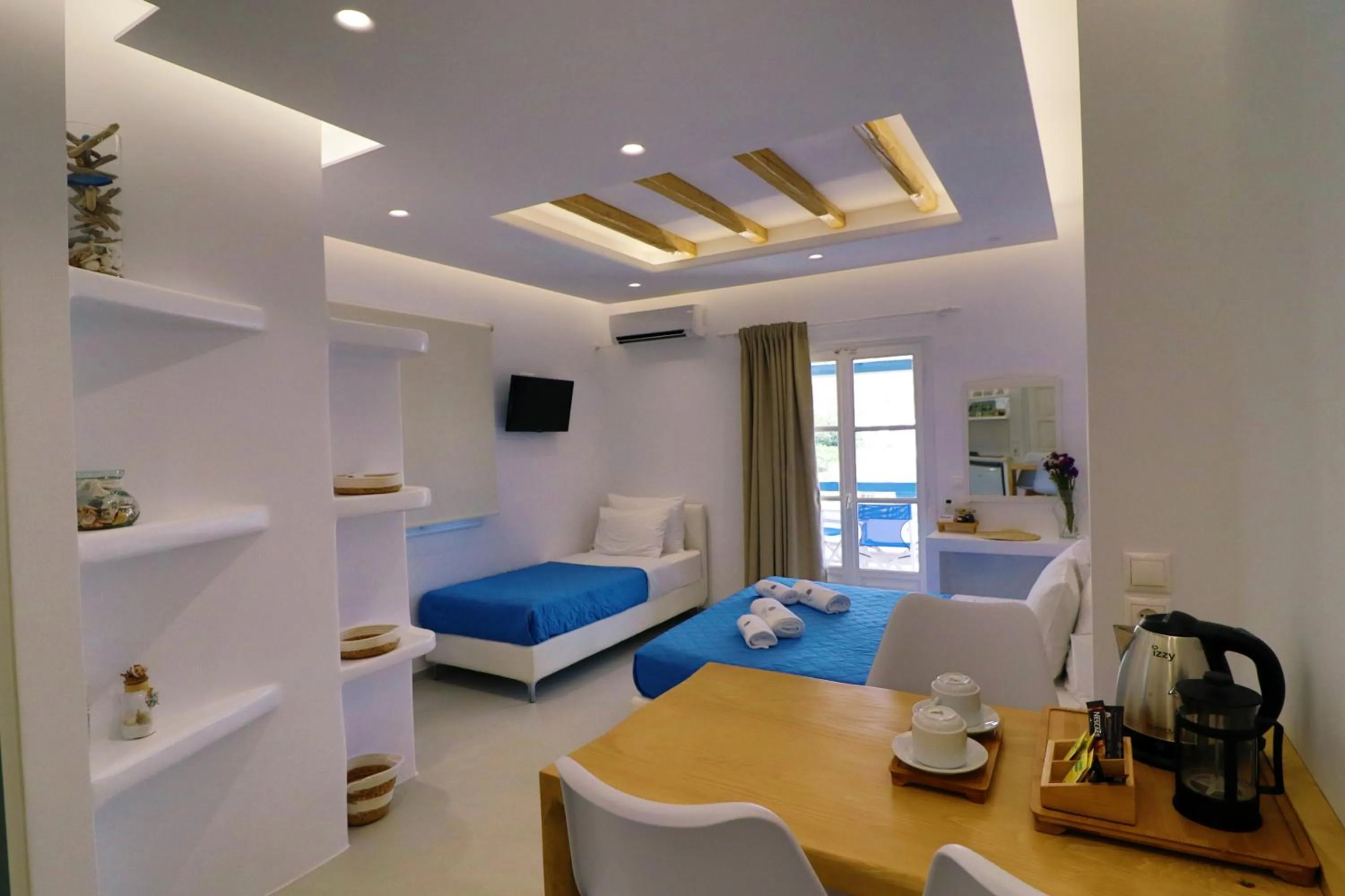 Bedroom in Coralli Beach Apartments