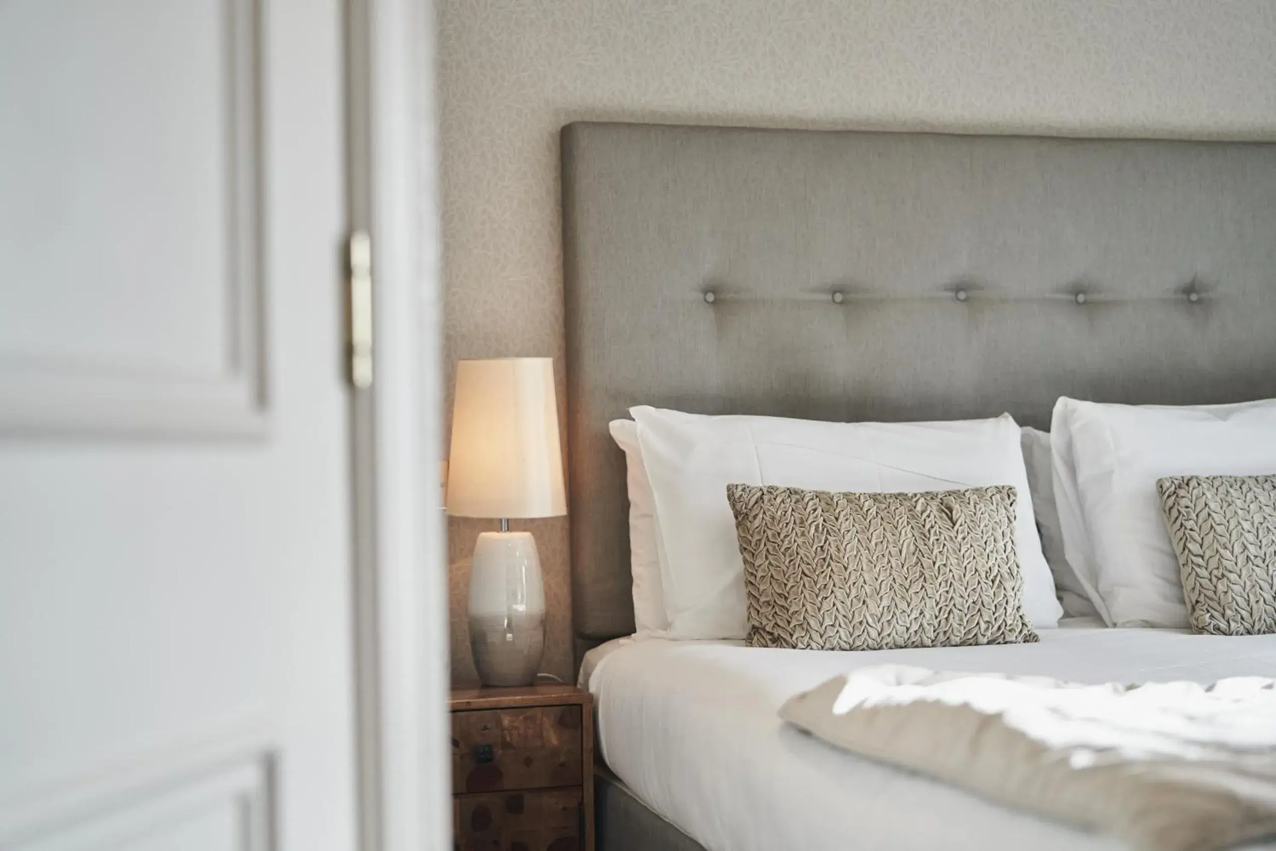 Double Room - single occupancy in The Cults Hotel Double Room - single occupancy in The Cults Hotel