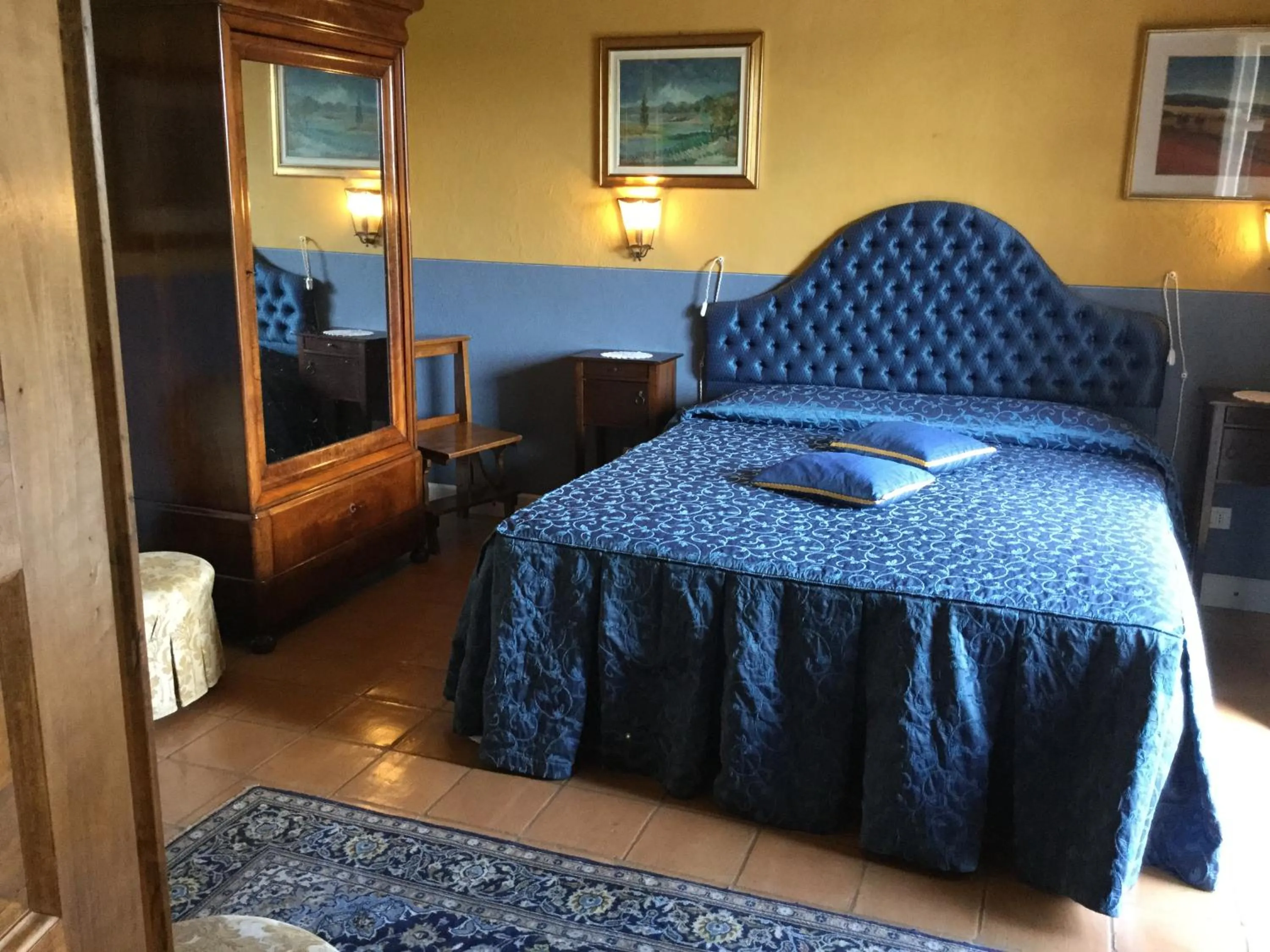 Bed in Villa Bricco dei Cogni