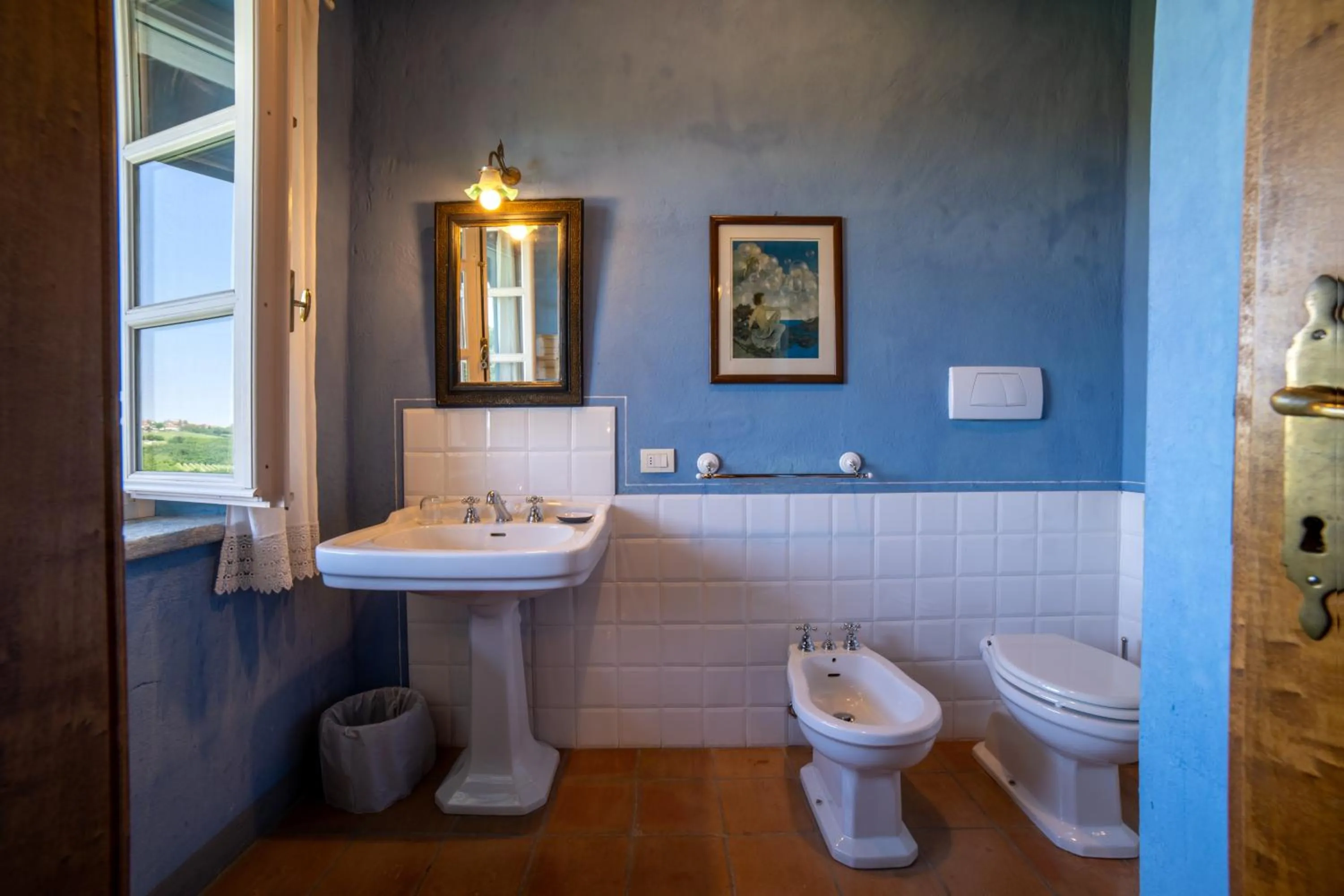 Toilet in Villa Bricco dei Cogni