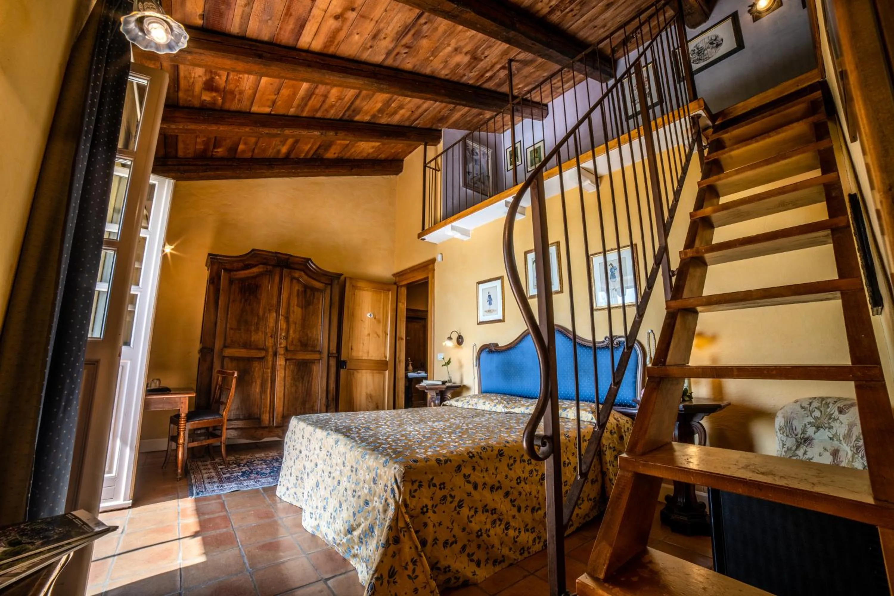 Photo of the whole room in Villa Bricco dei Cogni