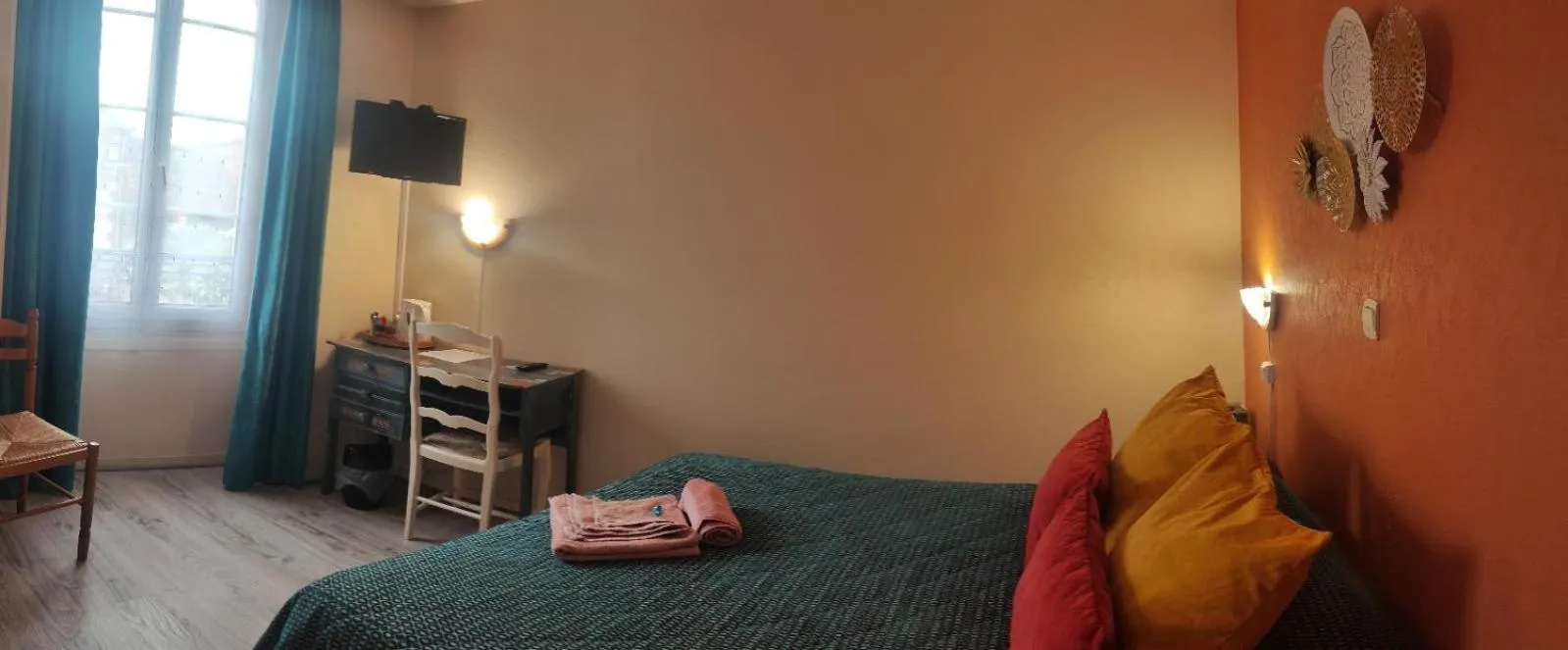 Photo of the whole room, Bed in Le Sauvage