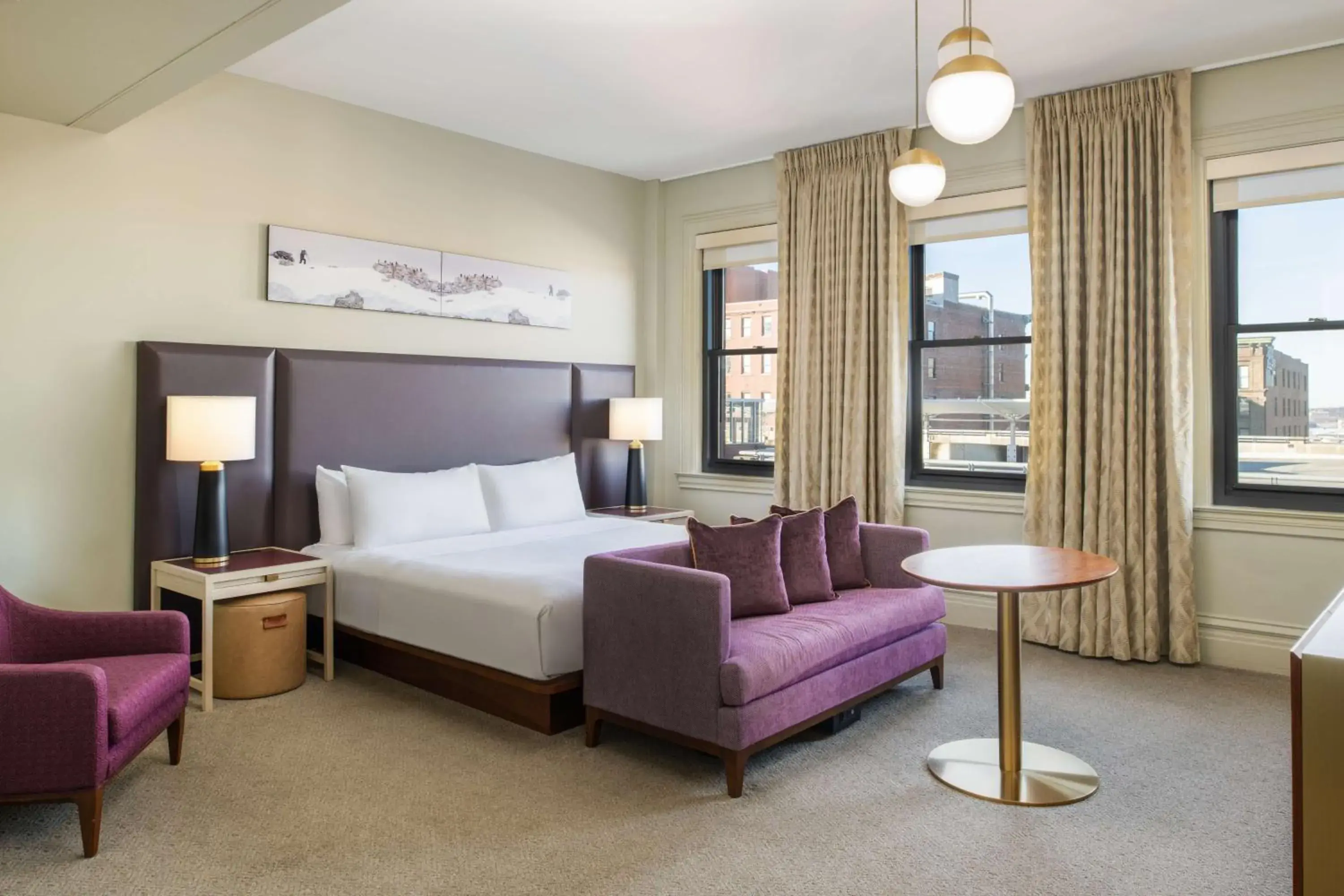 Deluxe King Room - City View in Hotel Savoy Kansas City, Tapestry Collection by Hilton Deluxe King Room - City View in Hotel Savoy Kansas City, Tapestry Collection by Hilton