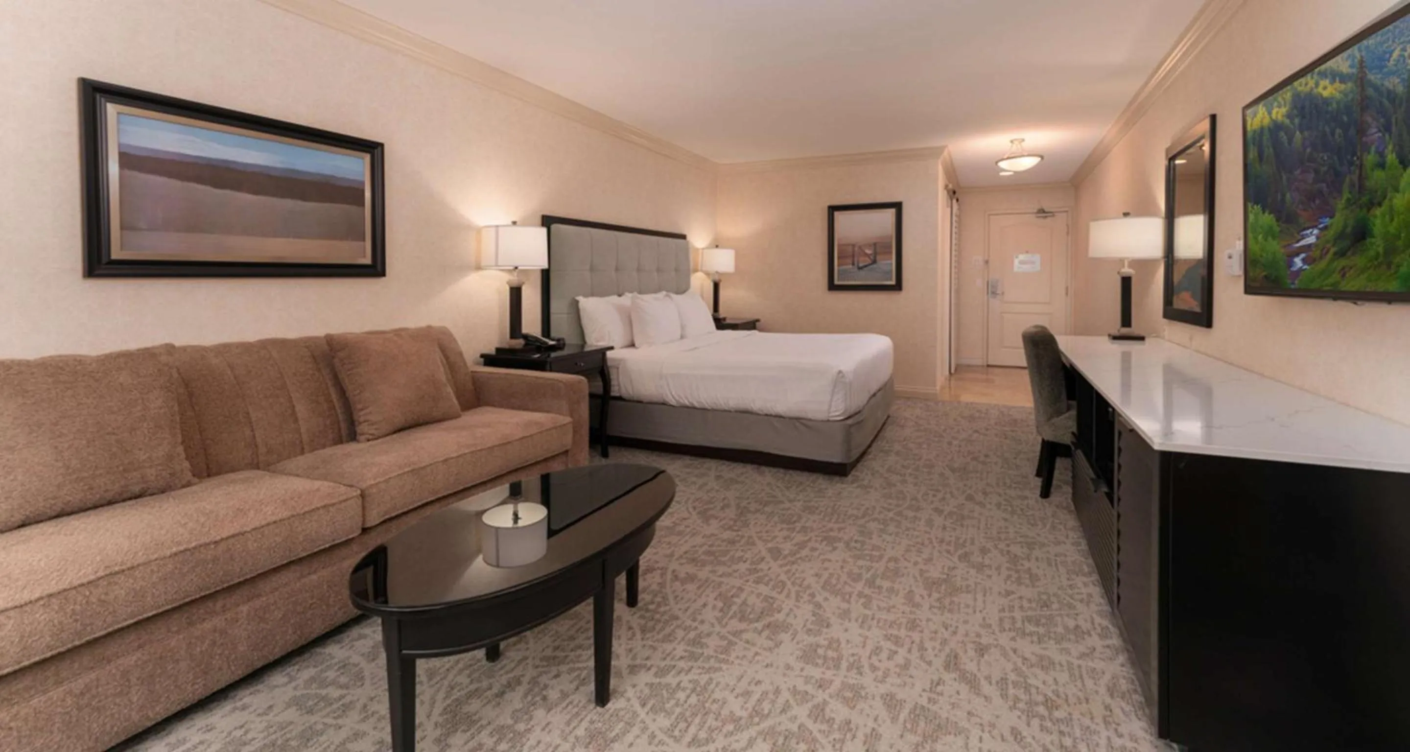 Bedroom, Bed in Prestige Lakeside Resort, WorldHotels Elite