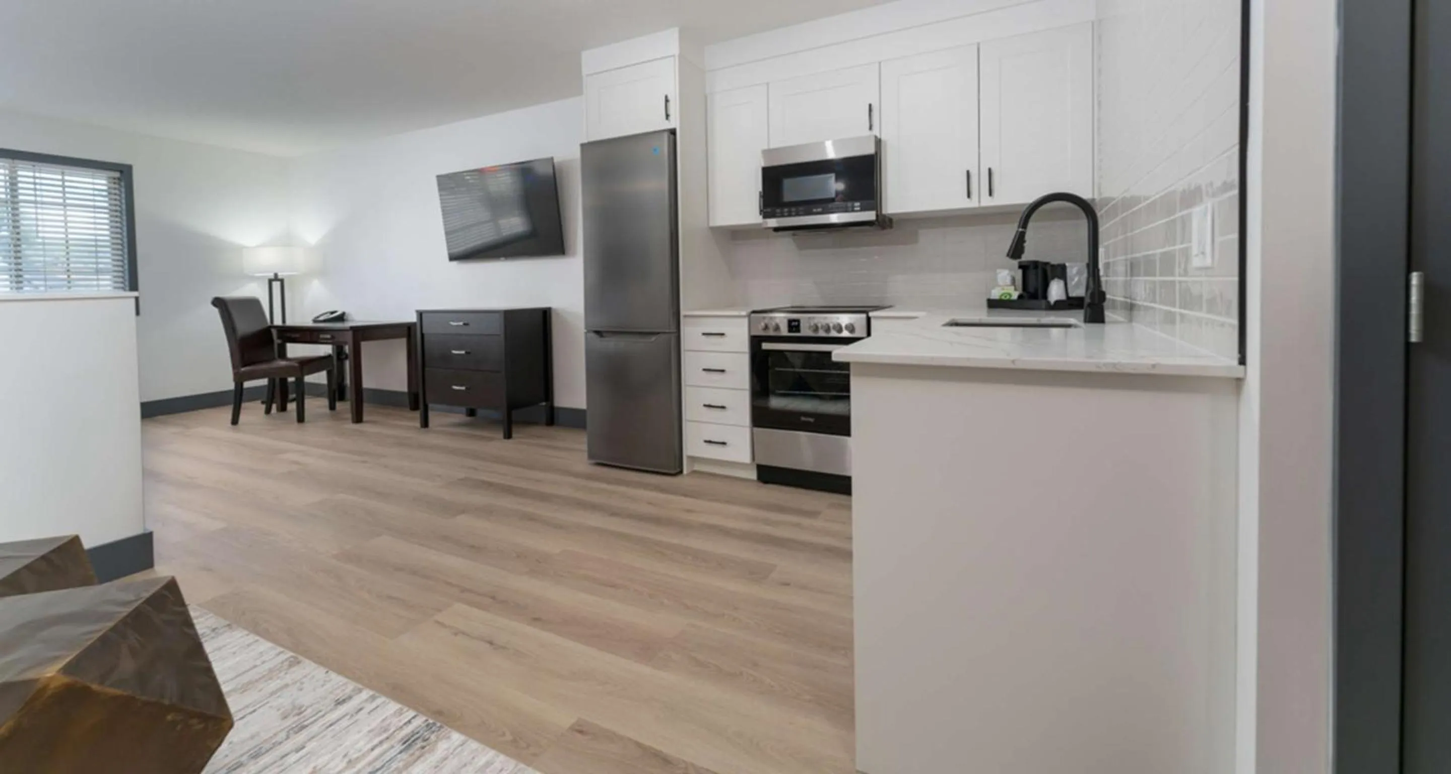 Photo of the whole room in Prestige Rocky Mountain Resort Cranbrook, WorldHotels Crafted