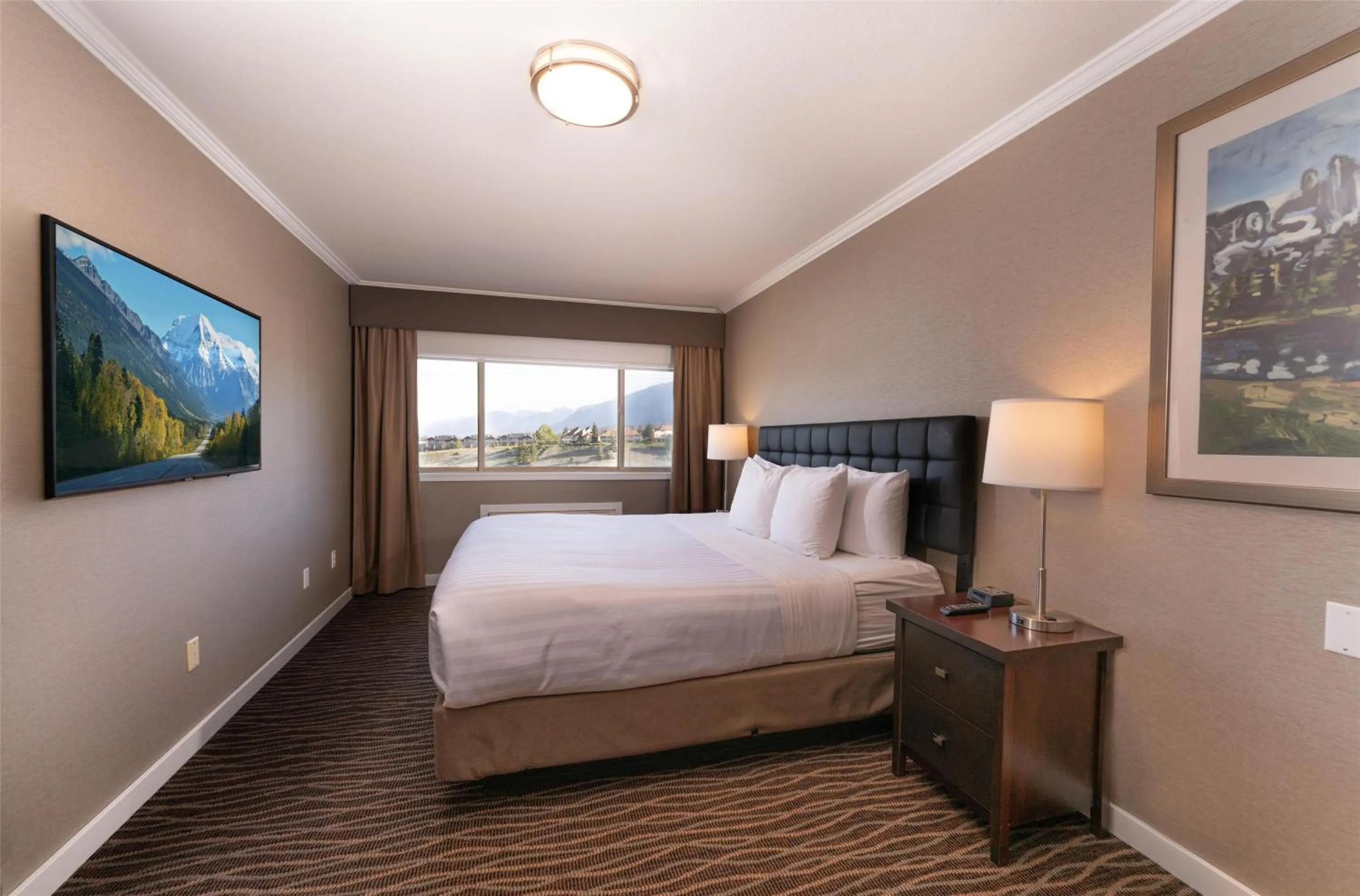 Photo of the whole room, Bed in Prestige Radium Hot Springs Resort, WorldHotels Crafted