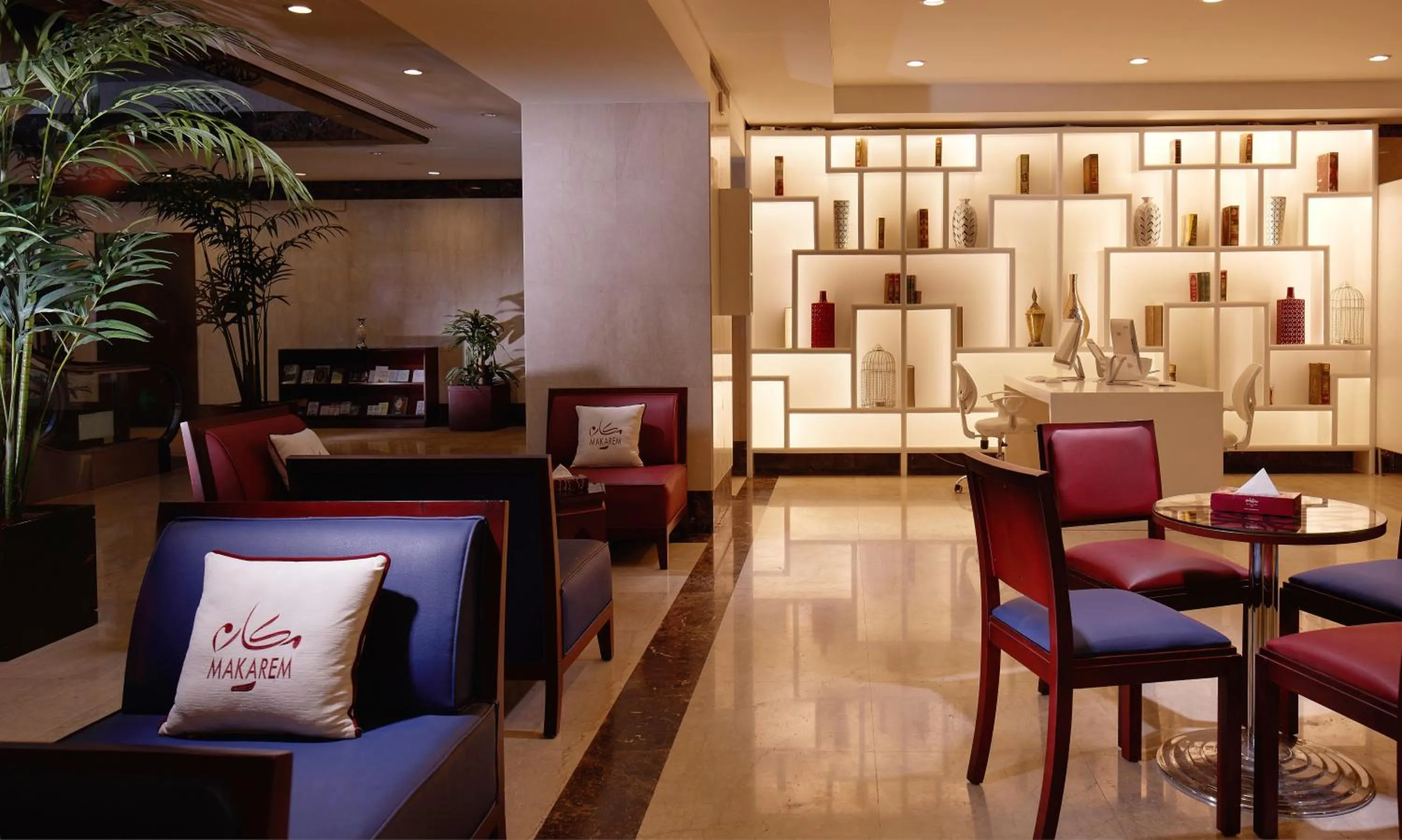 Library in Makarem Al Bait Al Azizia Hotel