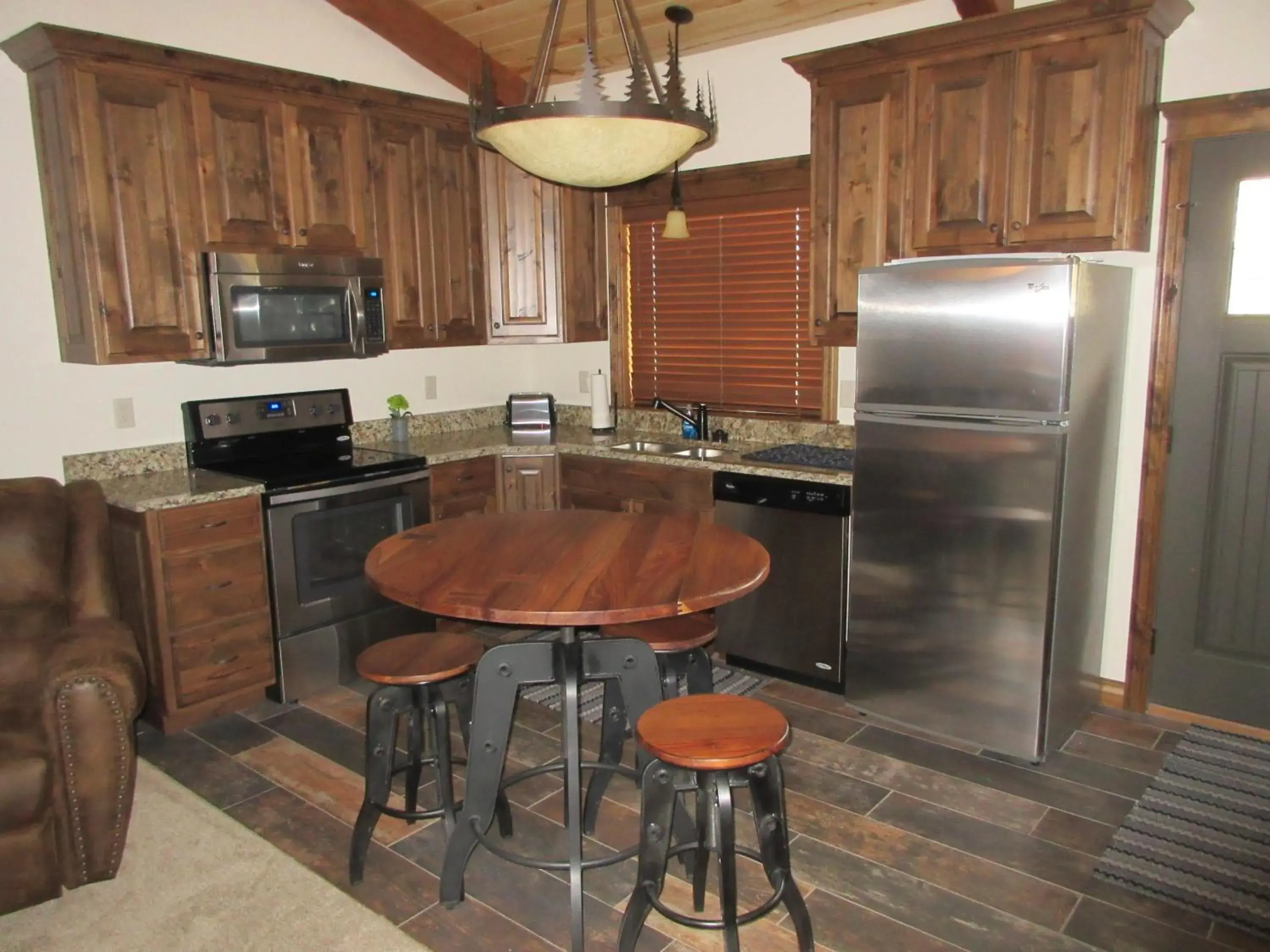 Apartment with Mountain View in Townhomes on the Green Apartment with Mountain View in Townhomes on the Green